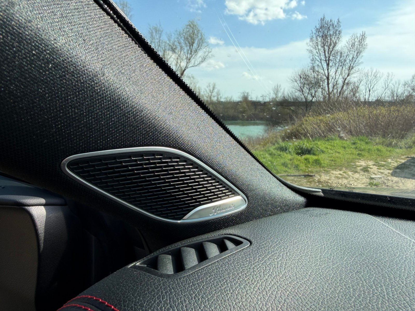 Découvrez cette magnifique MERCEDES-BENZ CLA shooting break 200d AMG Line ( Livrée avec jantes AMG noire 14 branches et pneus été)