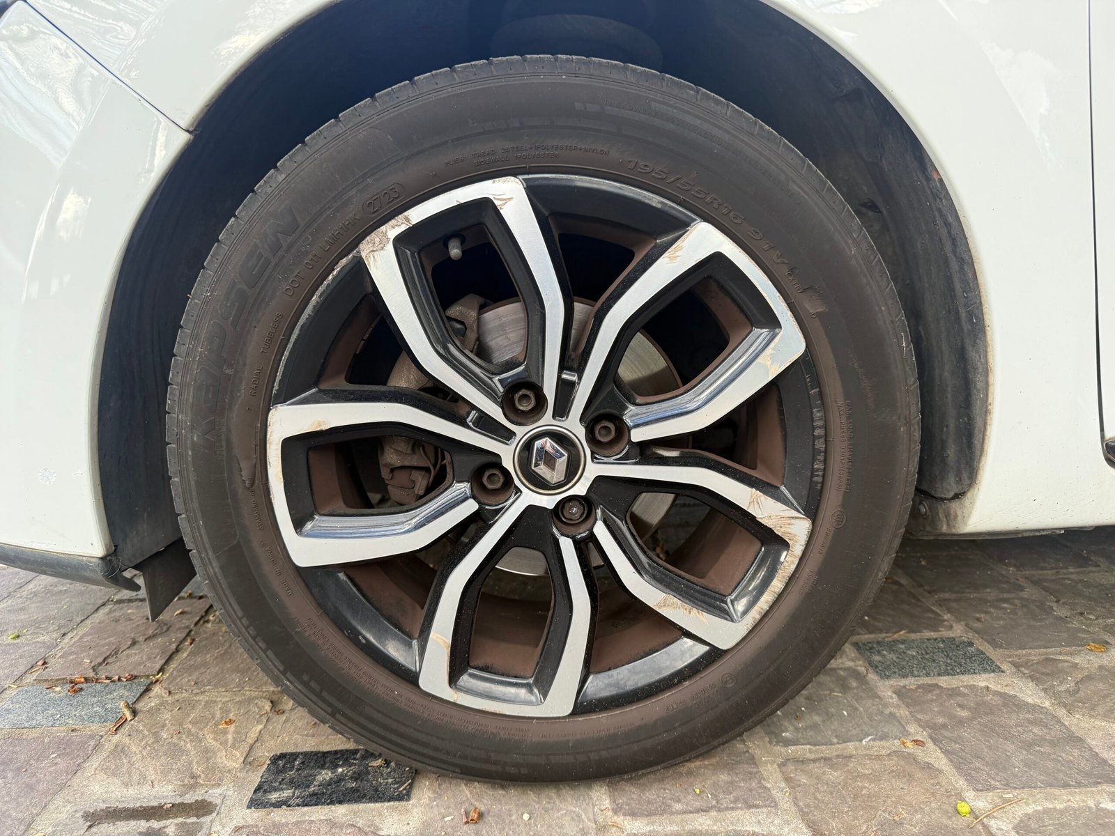 Renault Clio 4 1.2 TCe 75Cv Limited