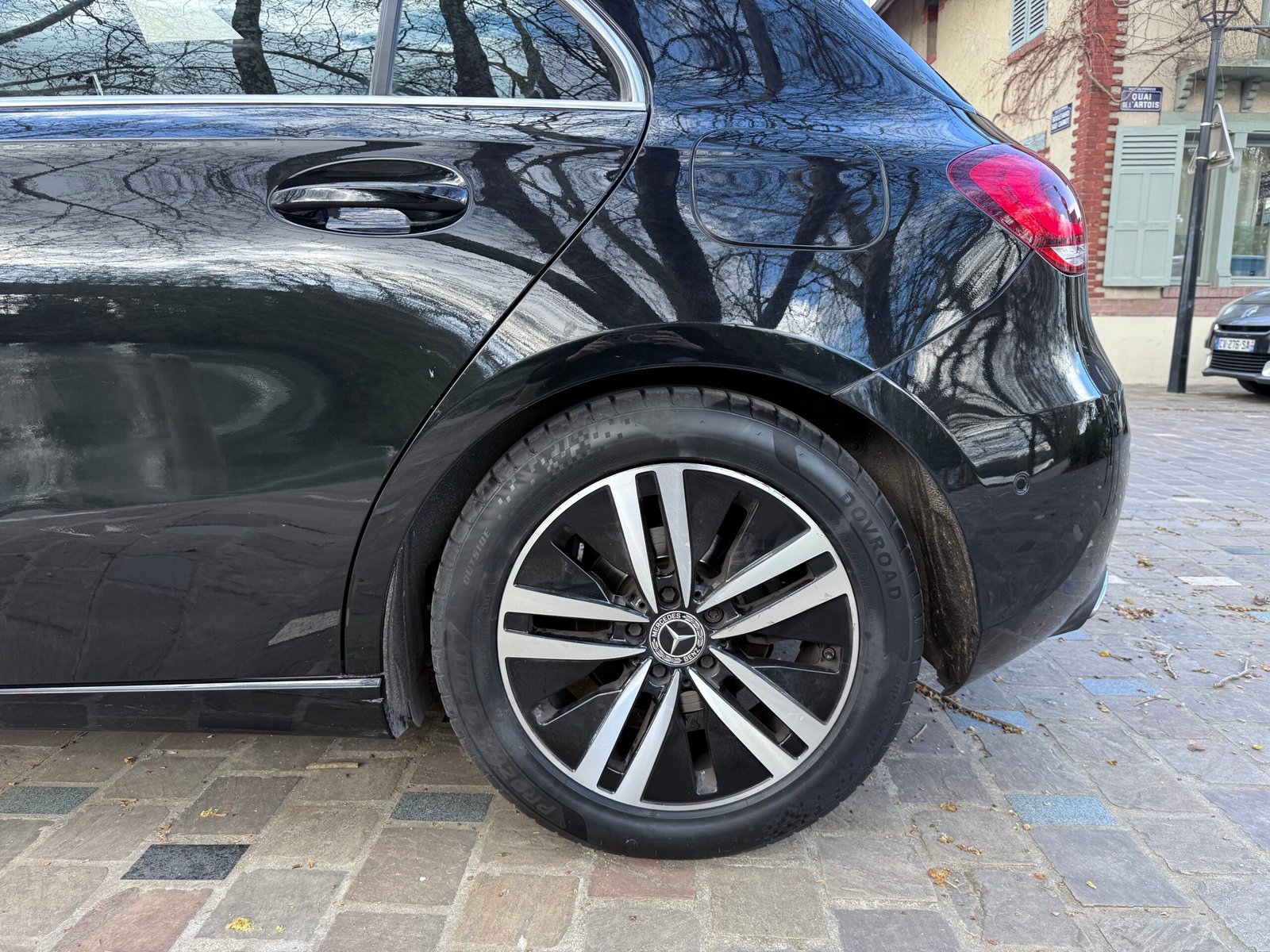 Mercedes-Benz A180 Progressive Line 7G-DCT