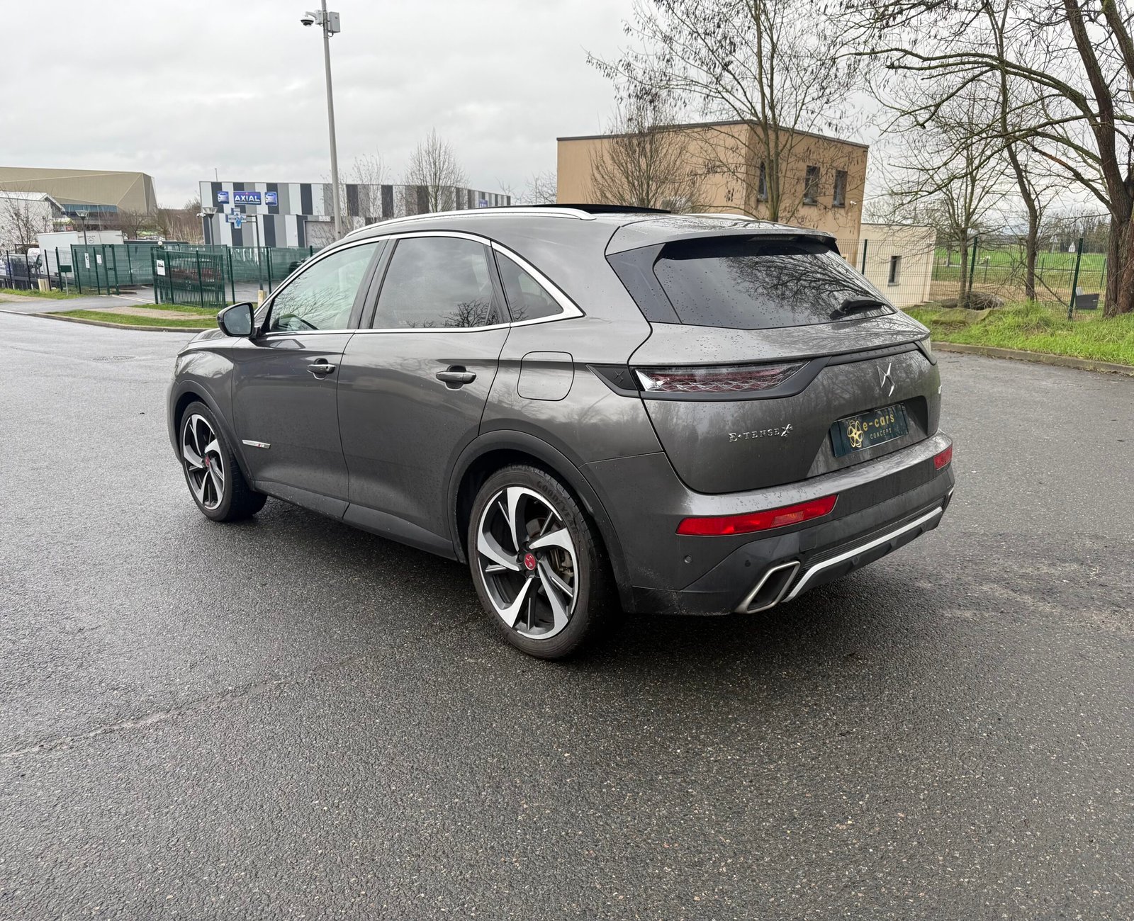 DS 7 Crossback E-tense 1.6 THP 300Ch Hybrid 4×4 « performance Line »