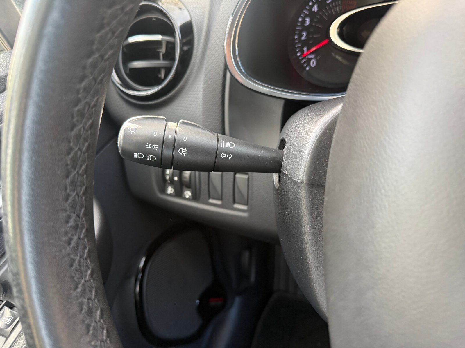 Renault Clio 4 1.2 TCe 75Cv Limited