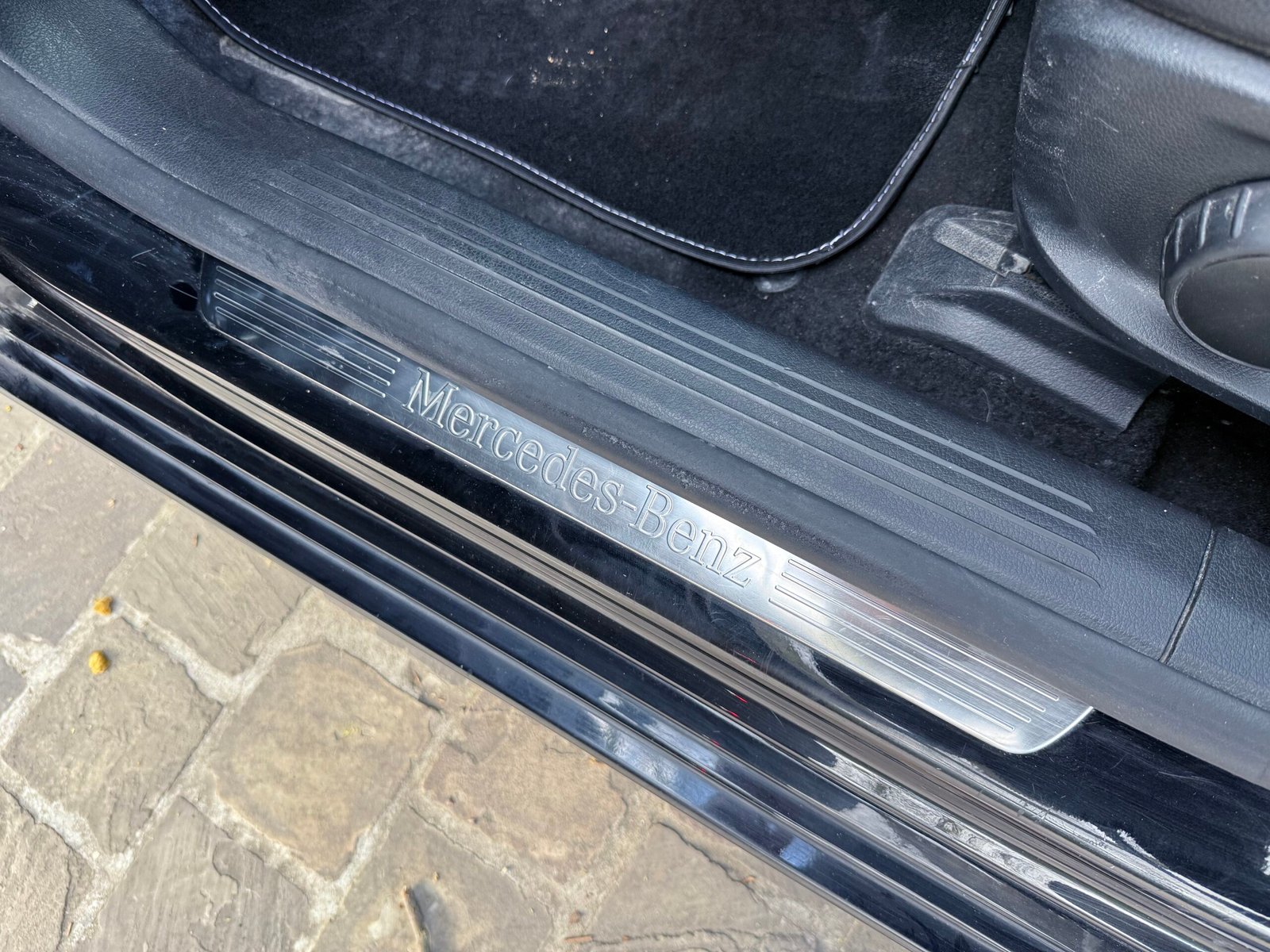 Mercedes-Benz A180 Progressive Line 7G-DCT