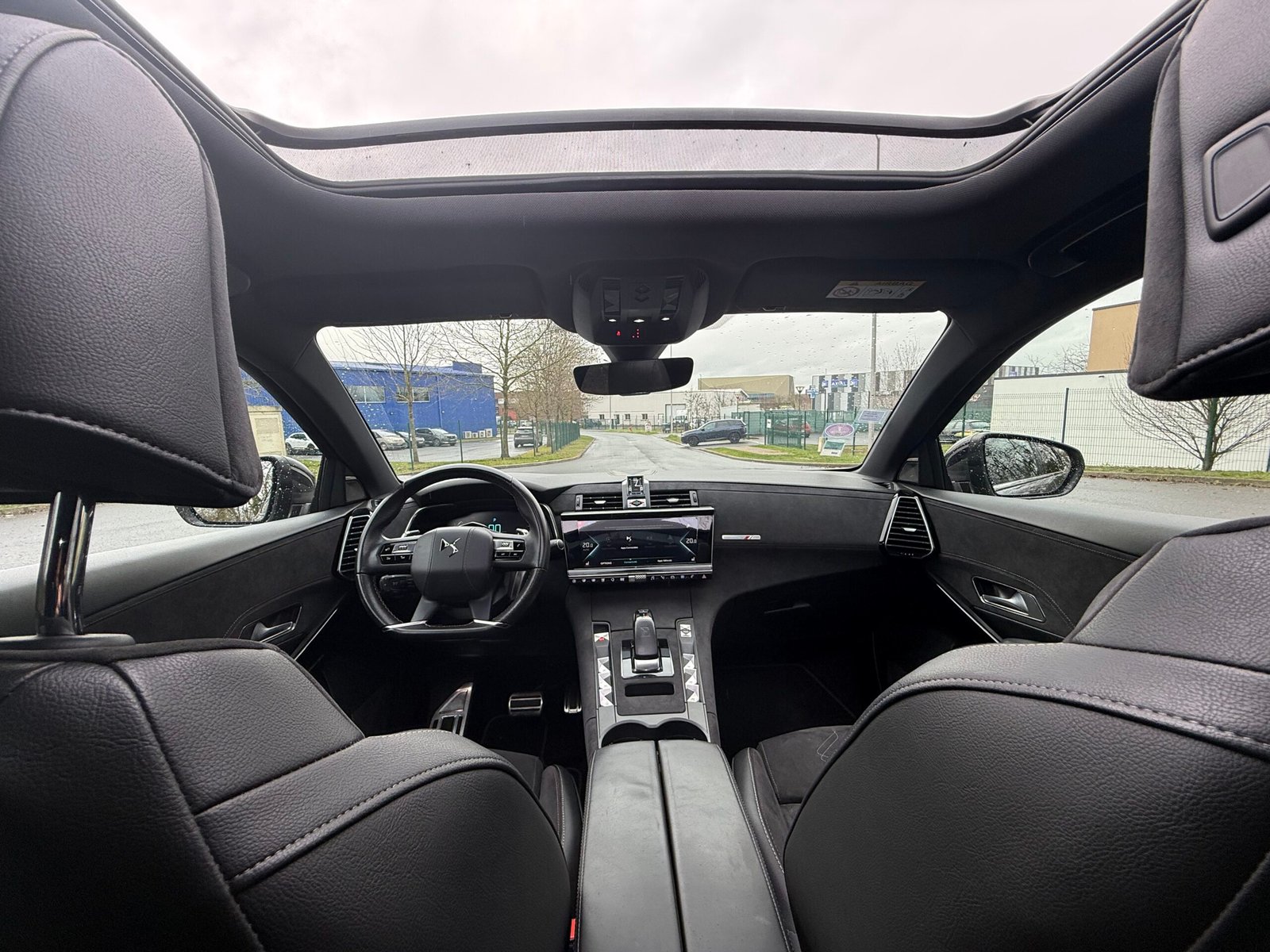 DS 7 Crossback E-tense 1.6 THP 300Ch Hybrid 4×4 « performance Line »