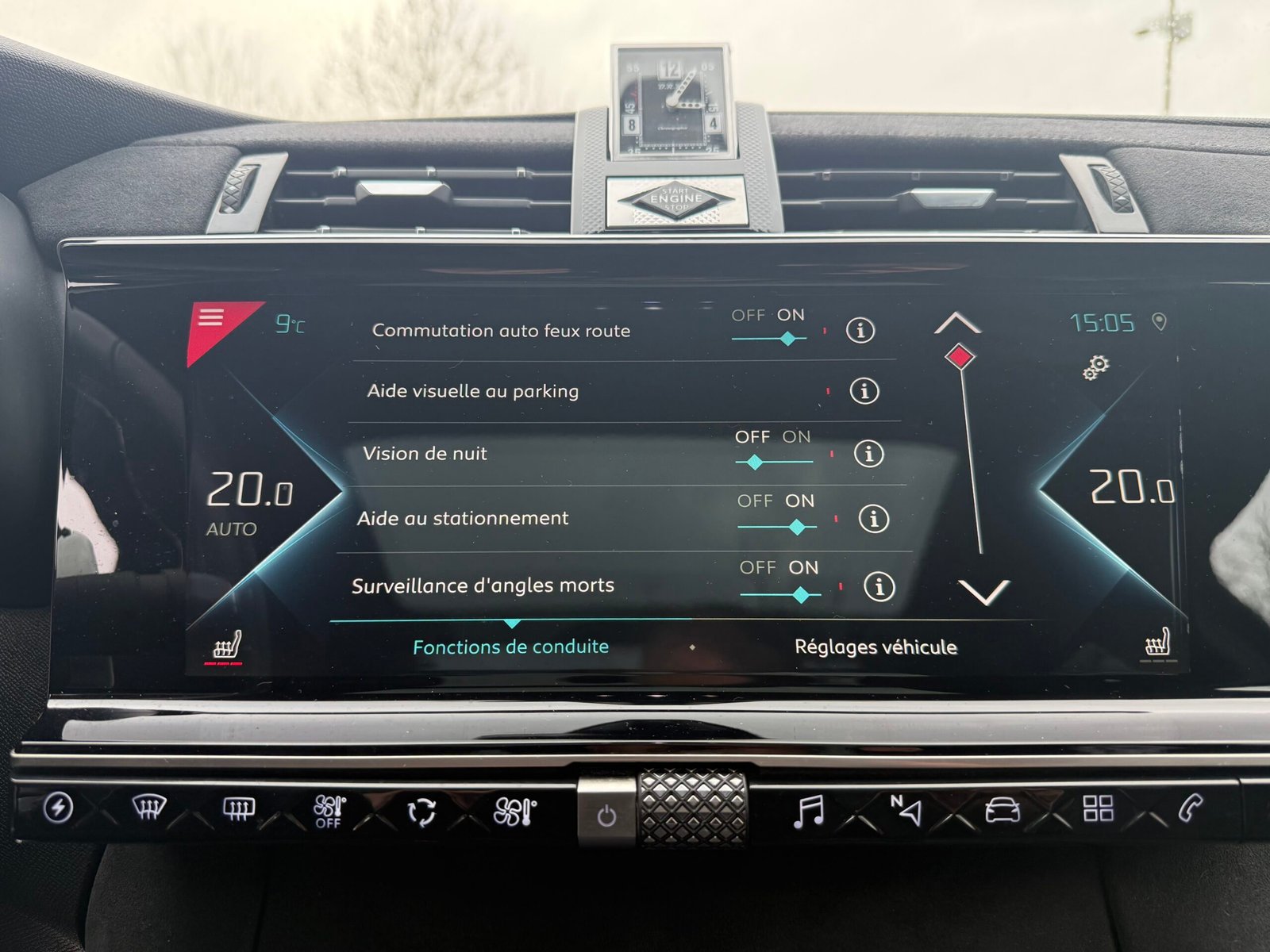 DS 7 Crossback E-tense 1.6 THP 300Ch Hybrid 4×4 « performance Line »
