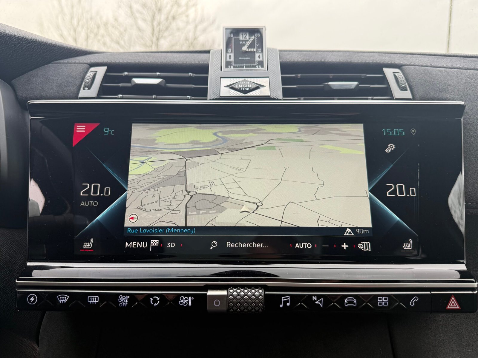 DS 7 Crossback E-tense 1.6 THP 300Ch Hybrid 4×4 « performance Line »