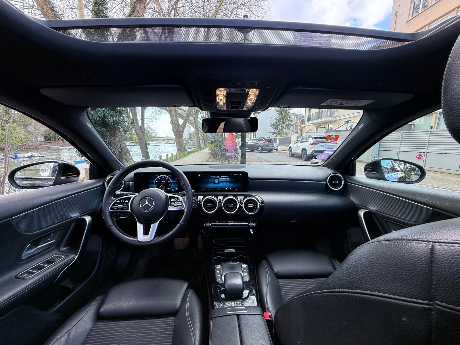 Mercedes-Benz A180 Progressive Line 7G-DCT