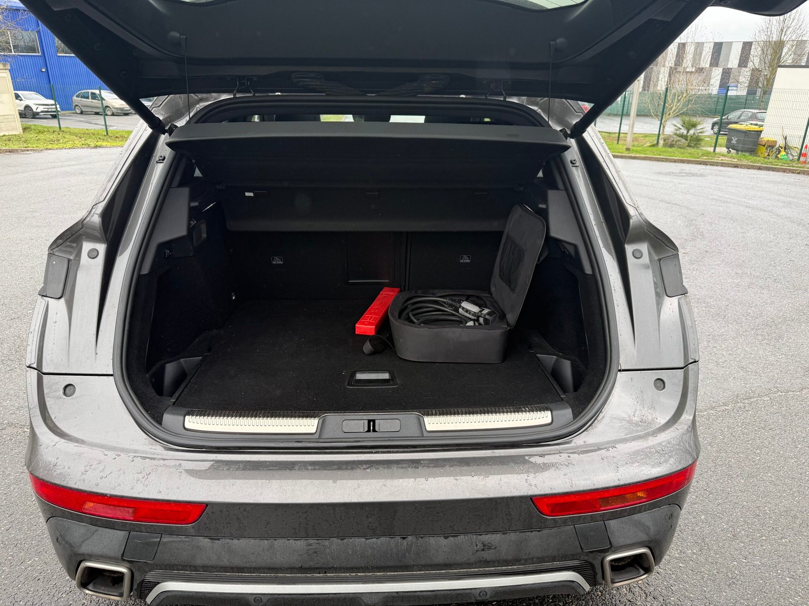 DS 7 Crossback E-tense 1.6 THP 300Ch Hybrid 4×4 « performance Line »