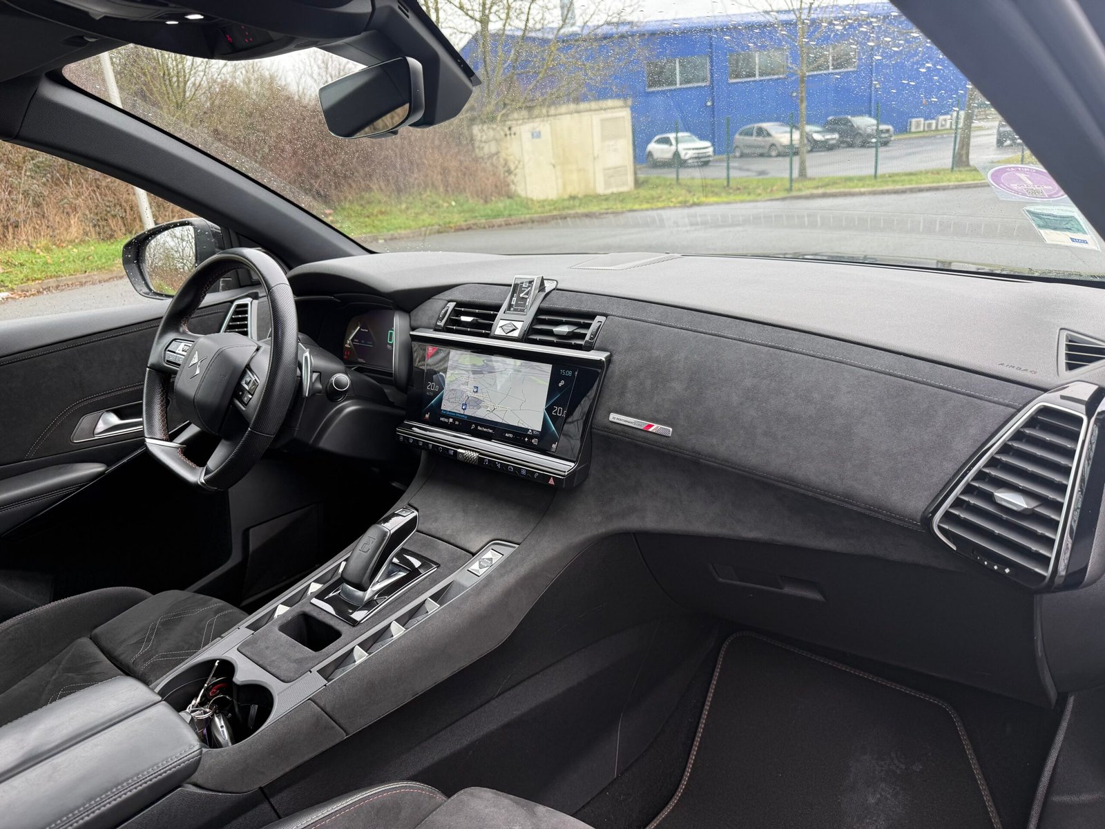 DS 7 Crossback E-tense 1.6 THP 300Ch Hybrid 4×4 « performance Line »