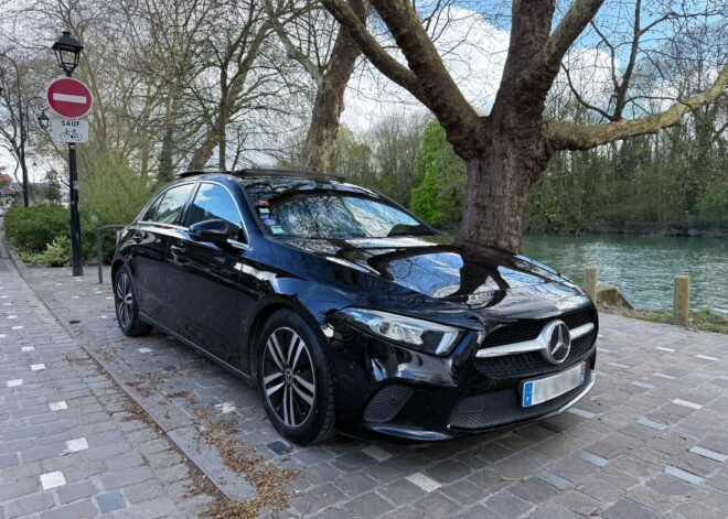 Mercedes-Benz A180 Progressive Line 7G-DCT