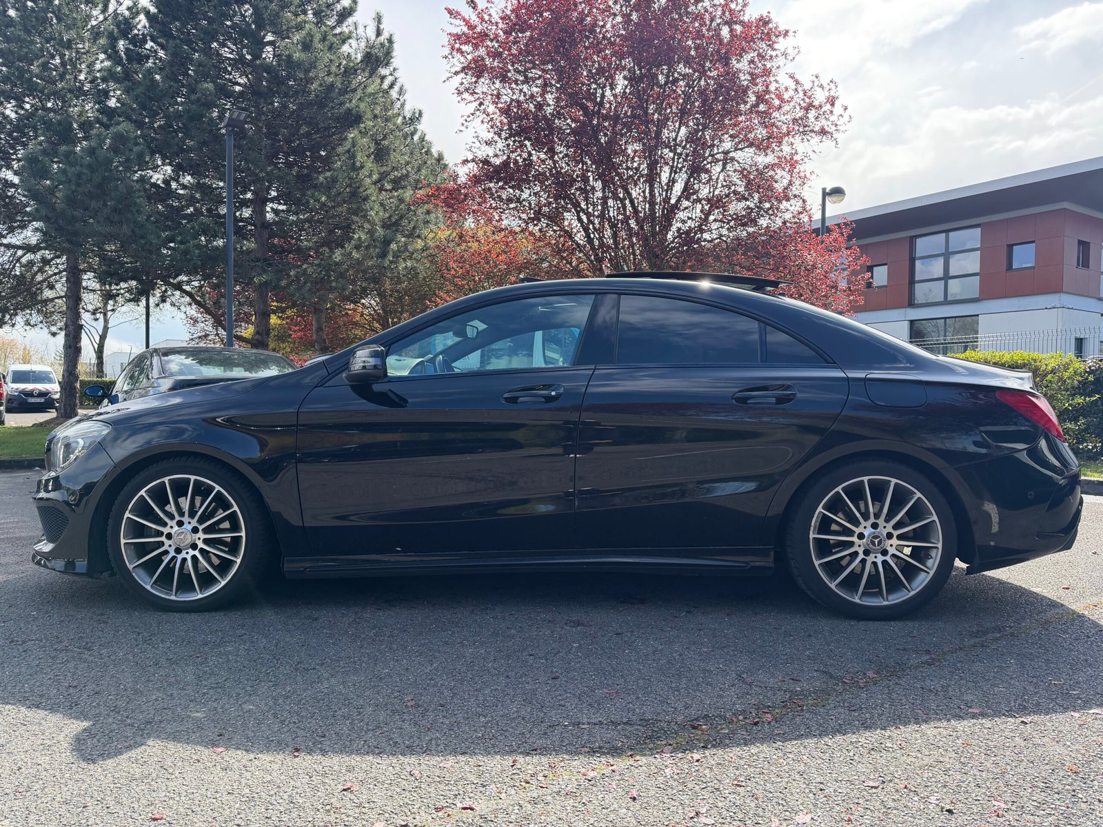 MERCEDES-BENZ Classe CLA Coupé 220 CDi 2.1 CDI 16V 7G-DCT 177 cv Boîte auto PACK-AMG