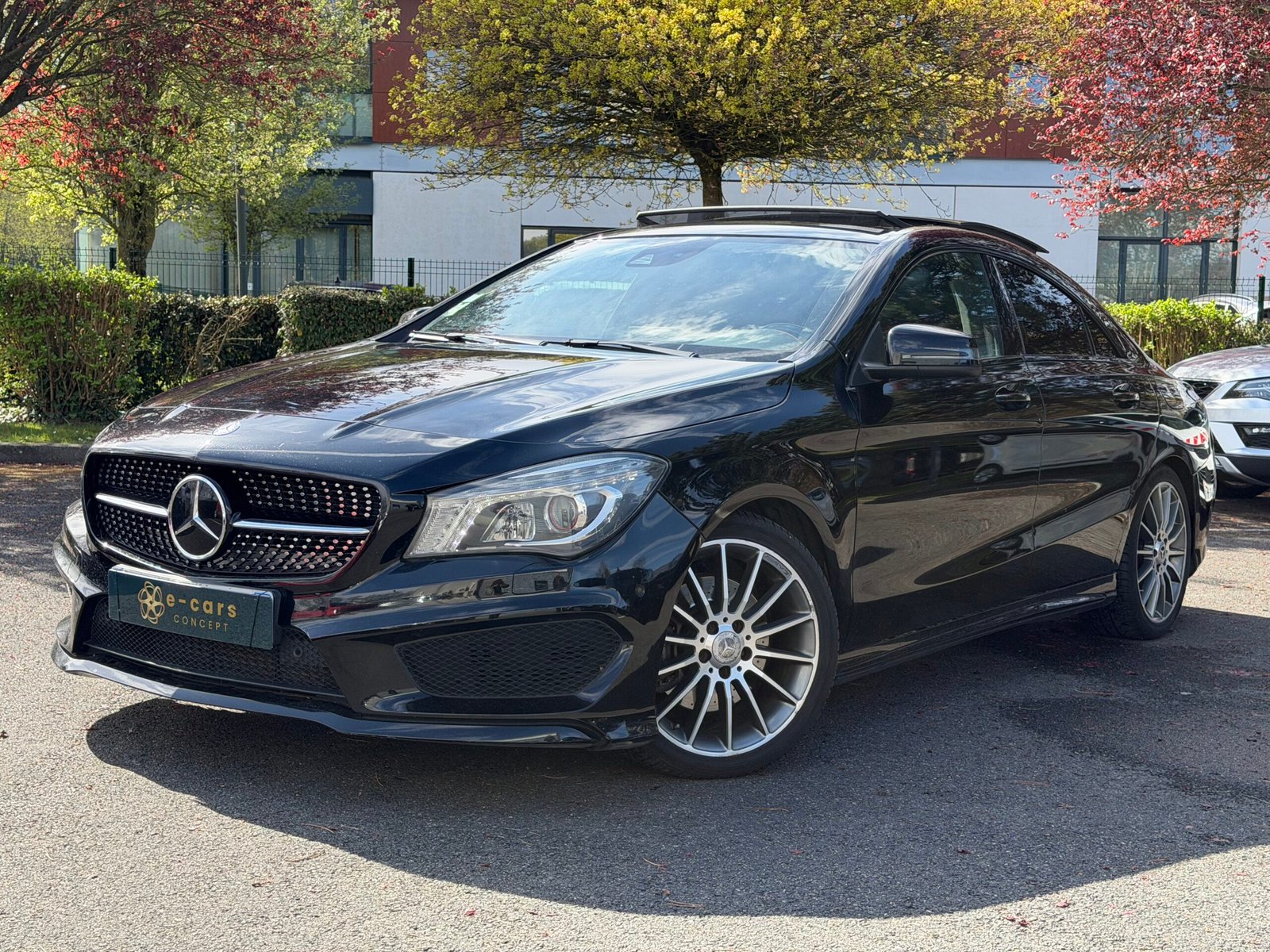 MERCEDES-BENZ Classe CLA Coupé 220 CDi 2.1 CDI 16V 7G-DCT 177 cv Boîte auto PACK-AMG