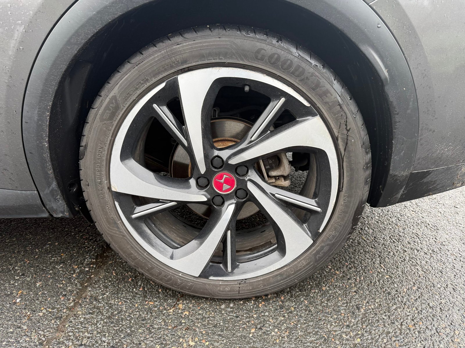 DS 7 Crossback E-tense 1.6 THP 300Ch Hybrid 4×4 « performance Line »