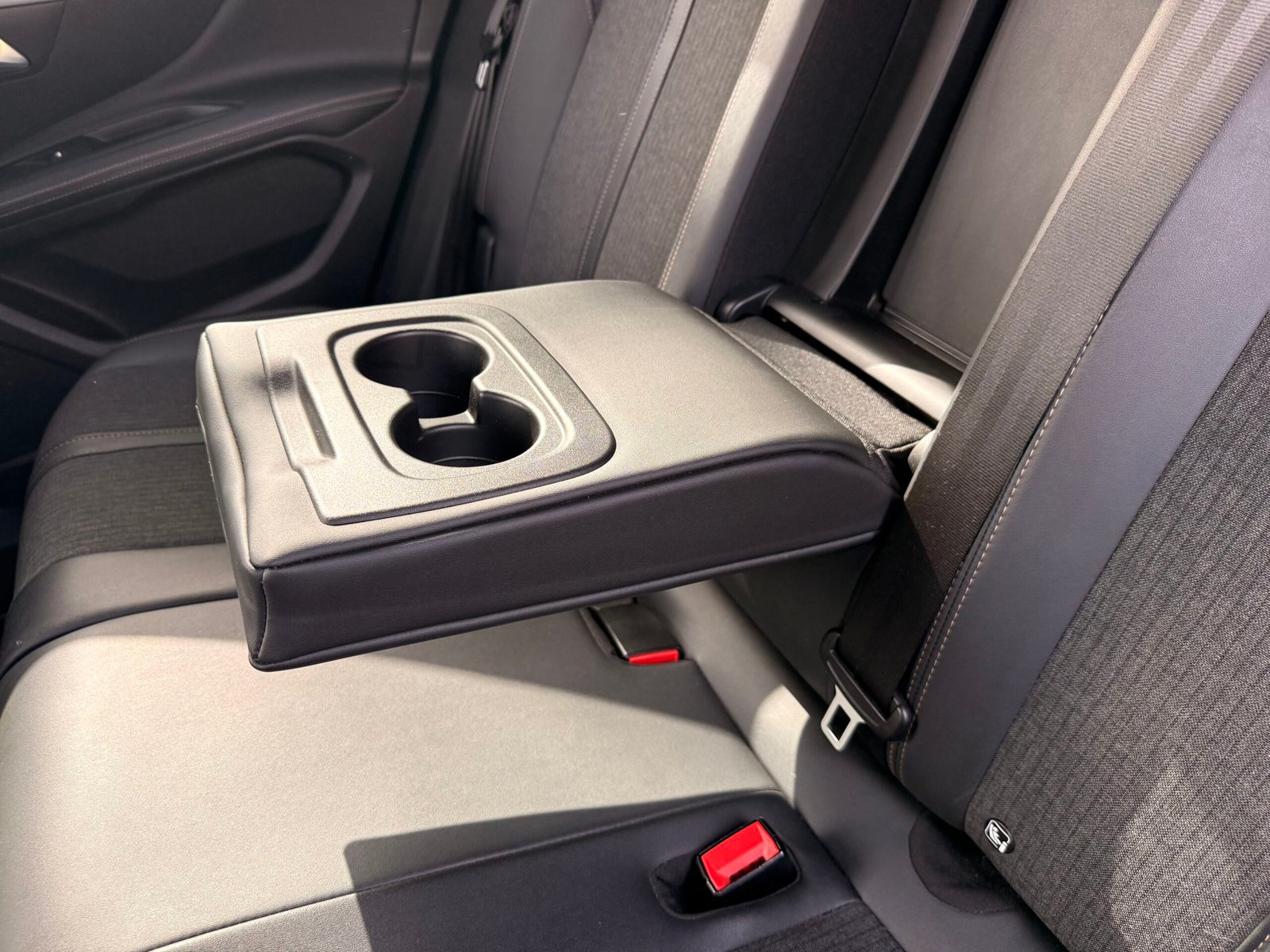 PEUGEOT 3008 GT Line II 1.5 BlueHDi 130 ch Boîte auto – Entretien complet Peugeot