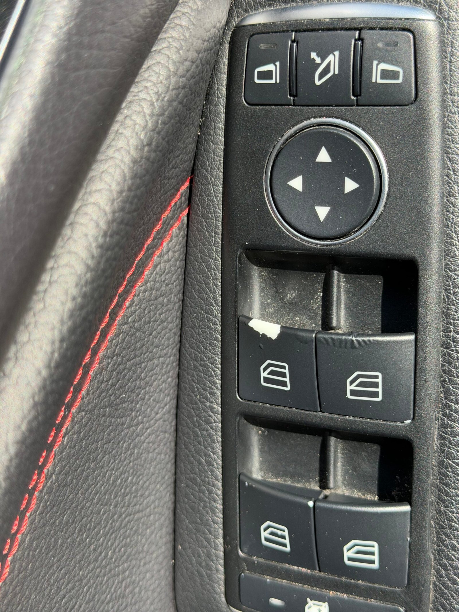 MERCEDES-BENZ Classe CLA Coupé 220 CDi 2.1 CDI 16V 7G-DCT 177 cv Boîte auto PACK-AMG