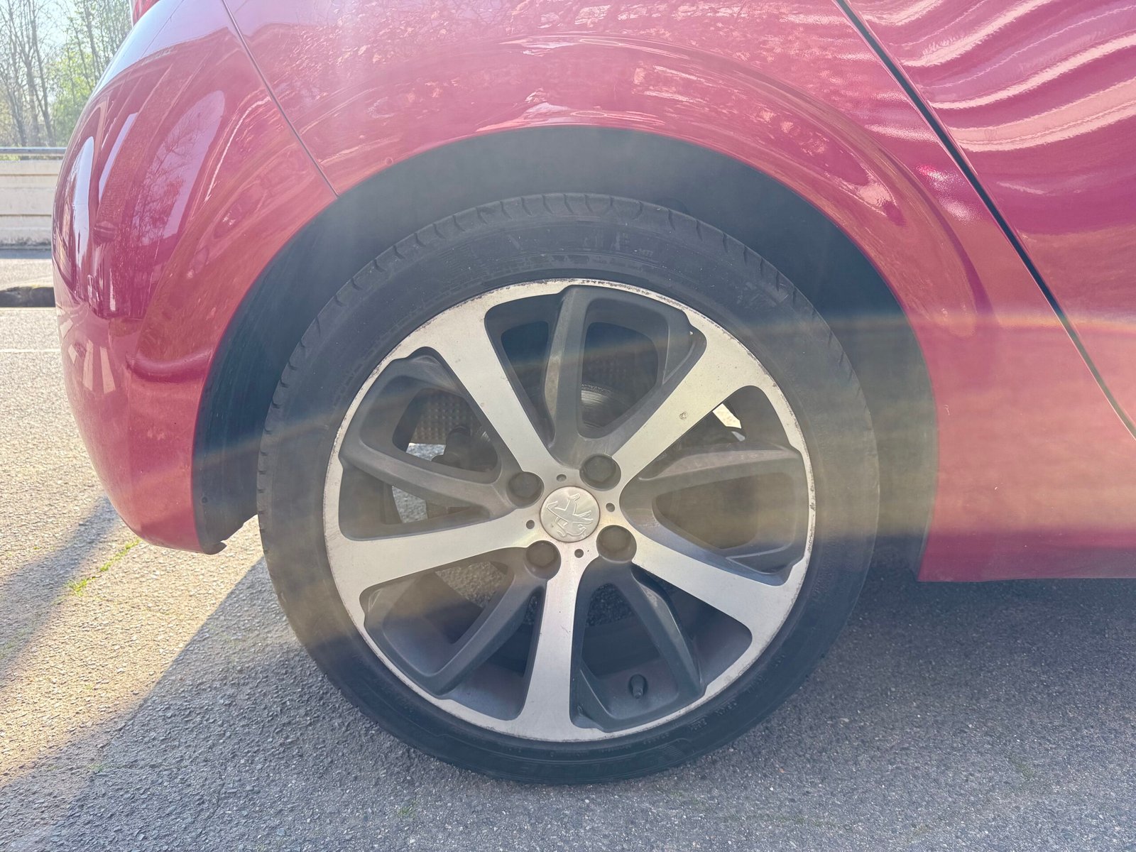 Peugeot 208 Féline 1.2 Essence 110 Automatique