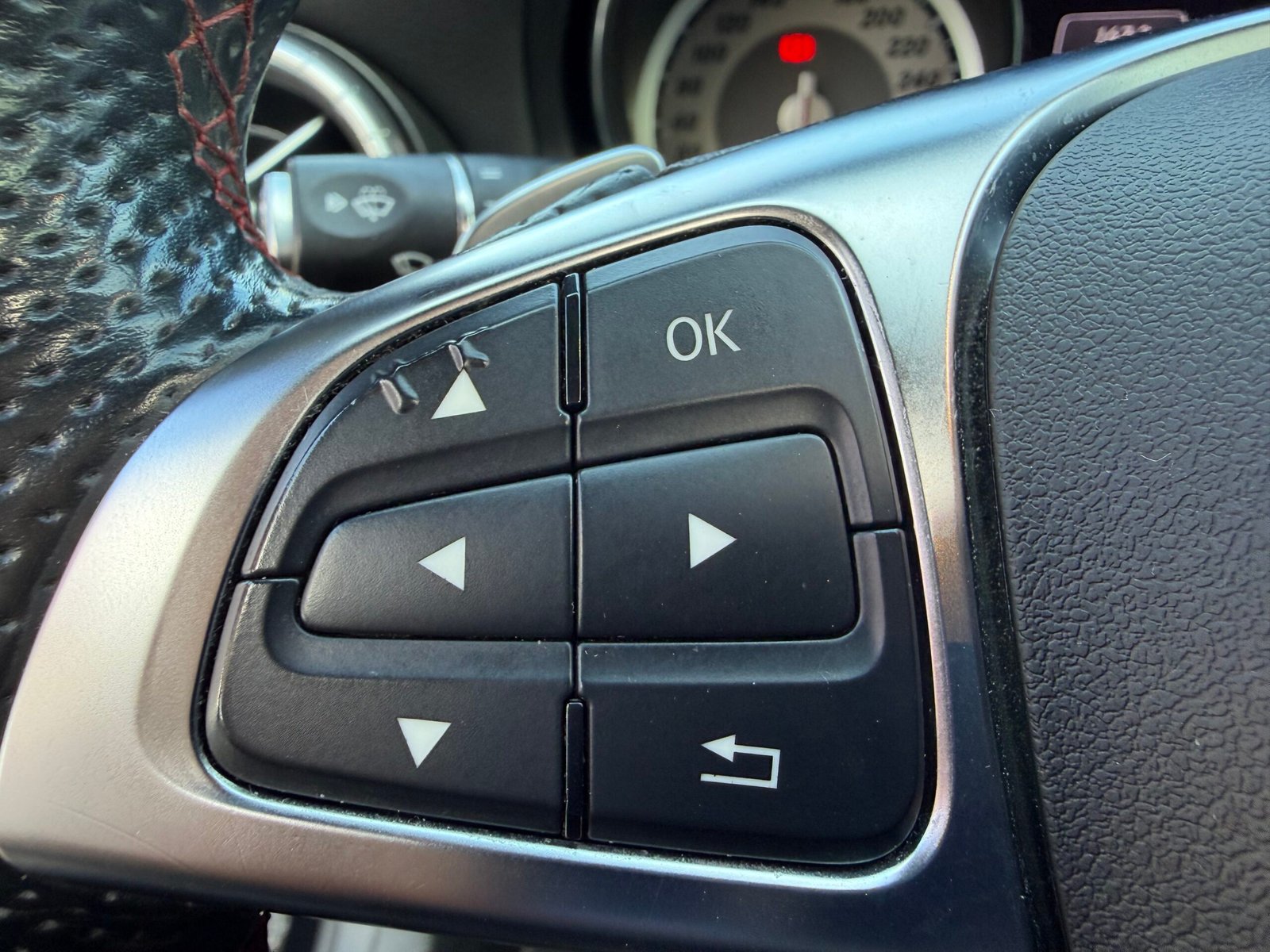 MERCEDES-BENZ Classe CLA Coupé 220 CDi 2.1 CDI 16V 7G-DCT 177 cv Boîte auto PACK-AMG