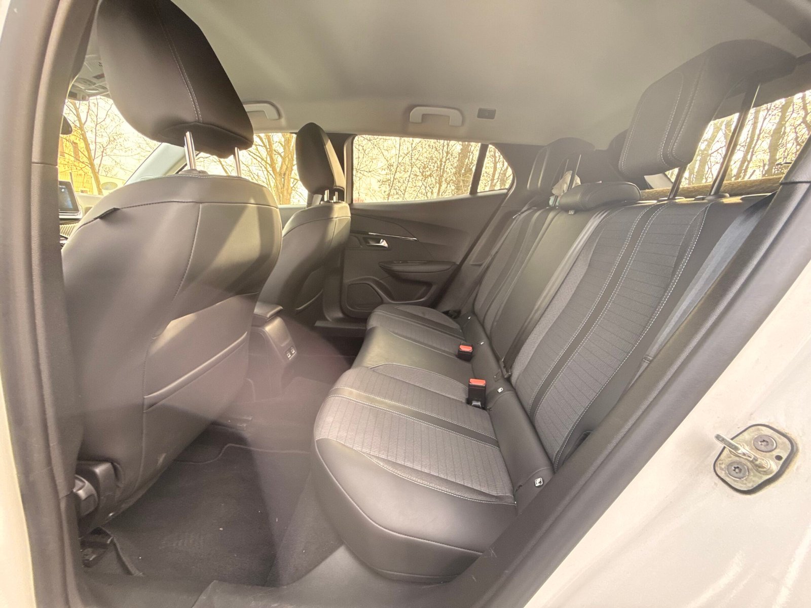 PEUGEOT 2008 II 1.5 BlueHDi 130 cv Boîte auto finition « Allure »