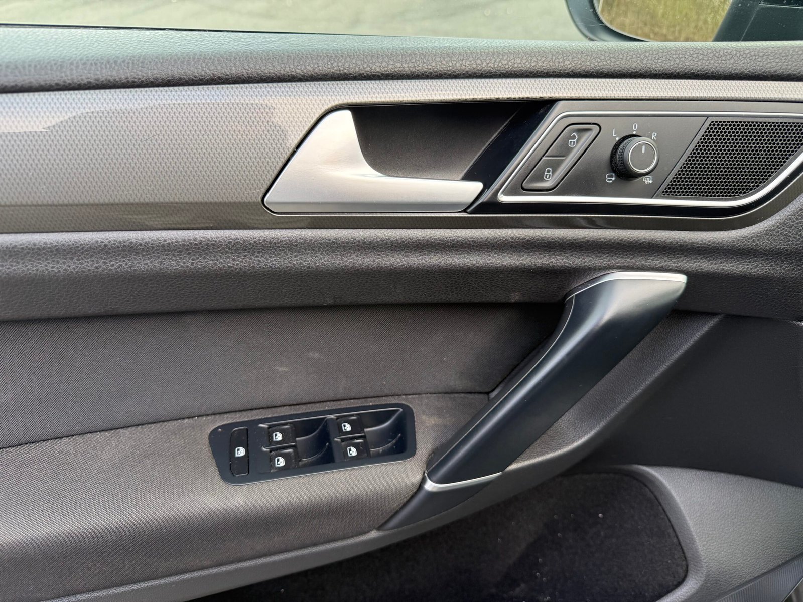 VOLKSWAGEN Golf VII Sportsvan Phase 2 1.0 TSI 115 ch « CONFORTLINE »