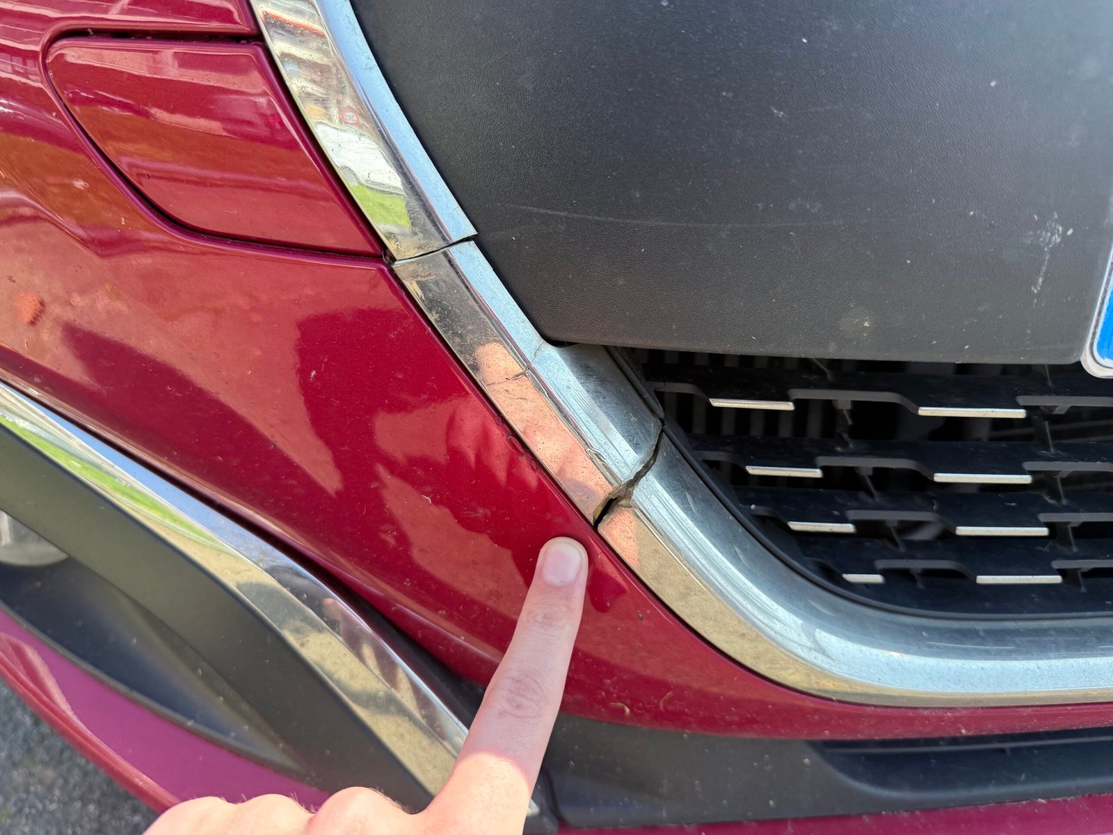 Peugeot 208 Féline 1.2 Essence 110 Automatique