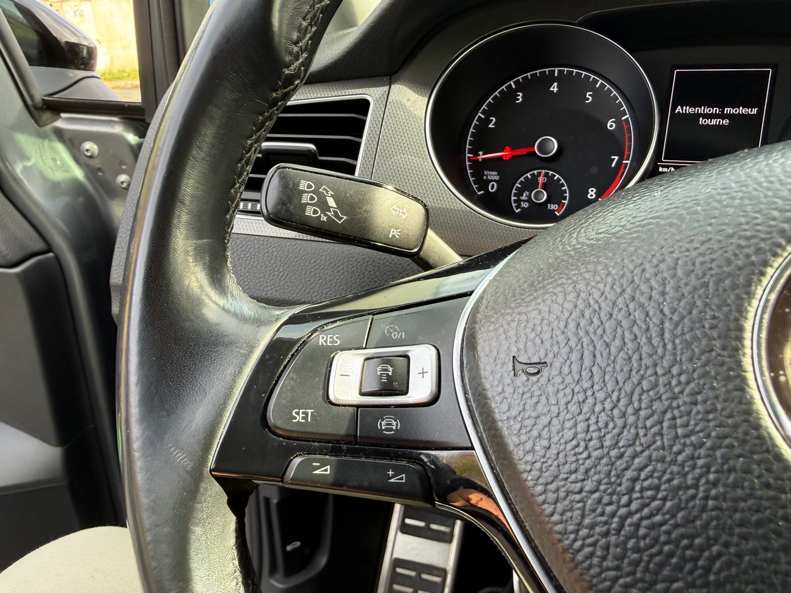 VOLKSWAGEN Golf VII Sportsvan Phase 2 1.0 TSI 115 ch « CONFORTLINE »