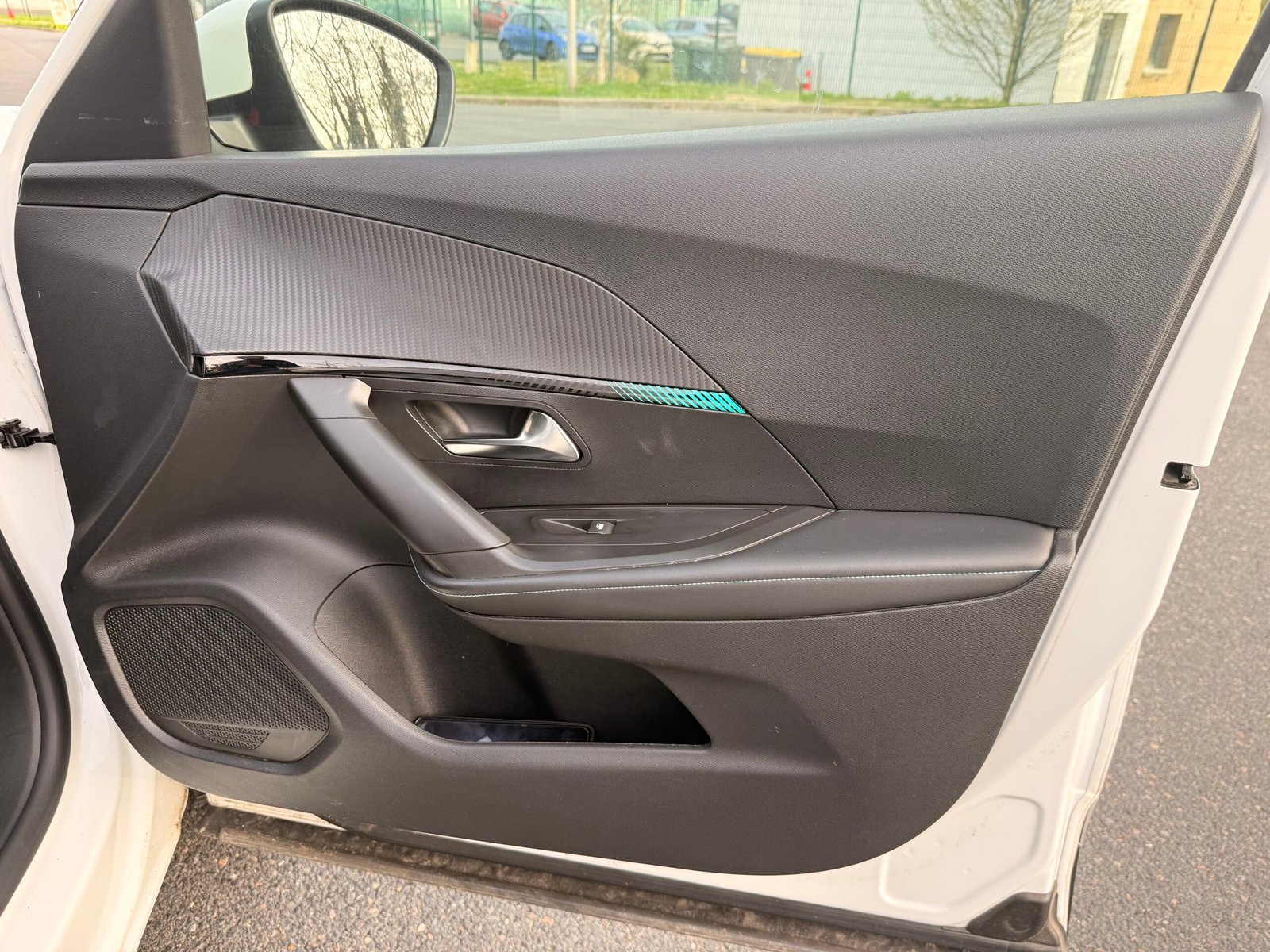 PEUGEOT 2008 II 1.5 BlueHDi 130 cv Boîte auto finition « Allure »