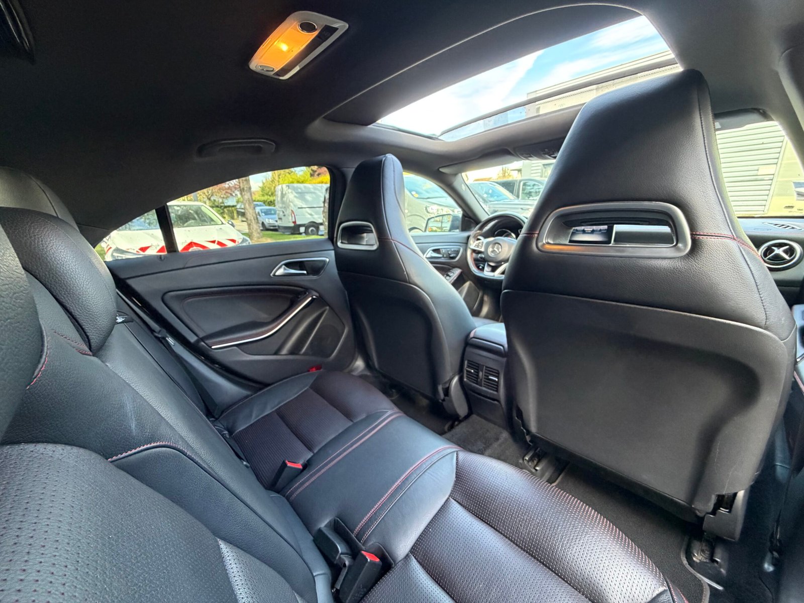 MERCEDES-BENZ Classe CLA Coupé 220 CDi 2.1 CDI 16V 7G-DCT 177 cv Boîte auto PACK-AMG