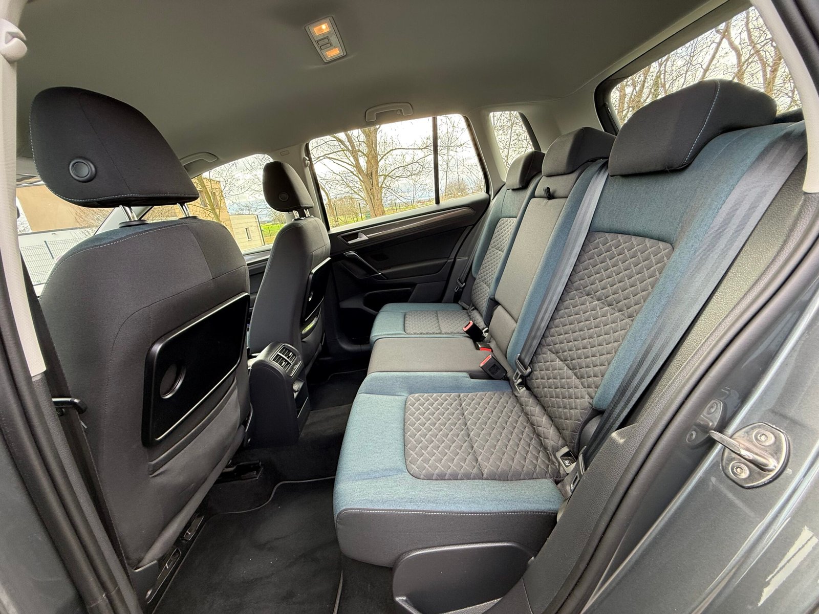 VOLKSWAGEN Golf VII Sportsvan Phase 2 1.0 TSI 115 ch « CONFORTLINE »