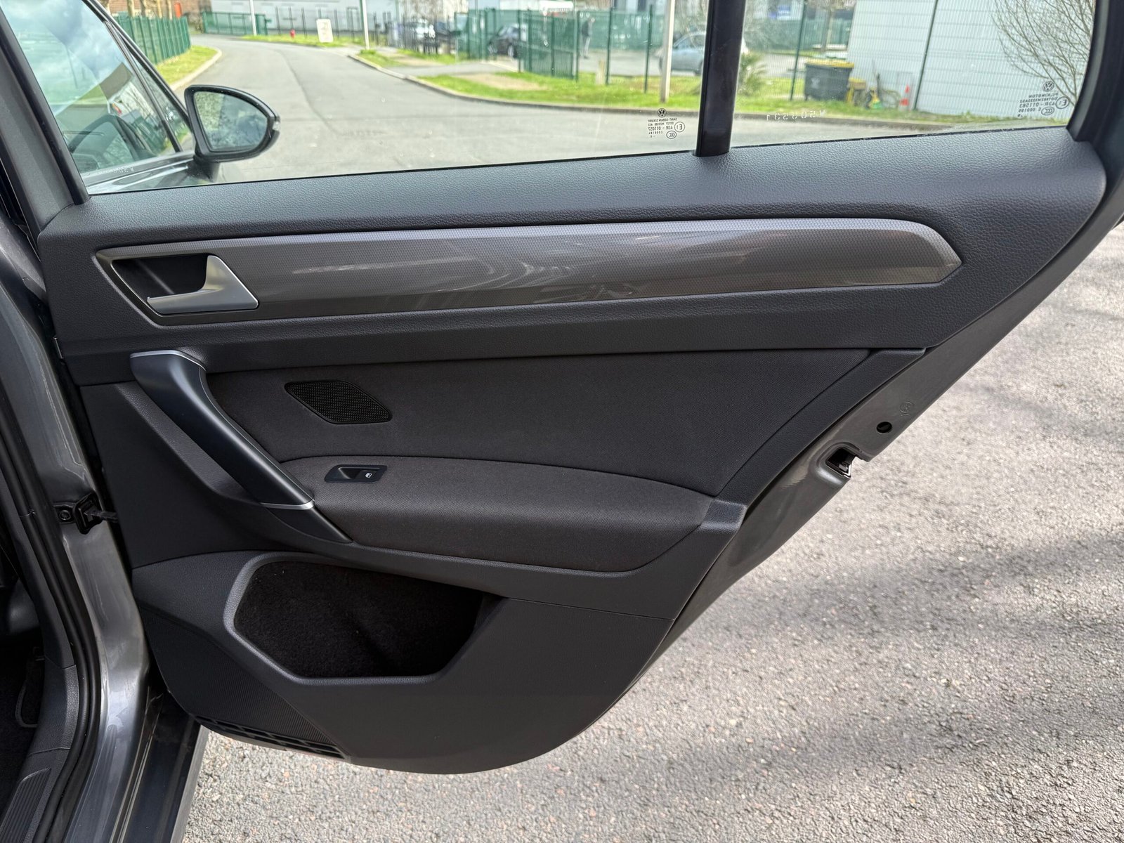 VOLKSWAGEN Golf VII Sportsvan Phase 2 1.0 TSI 115 ch « CONFORTLINE »