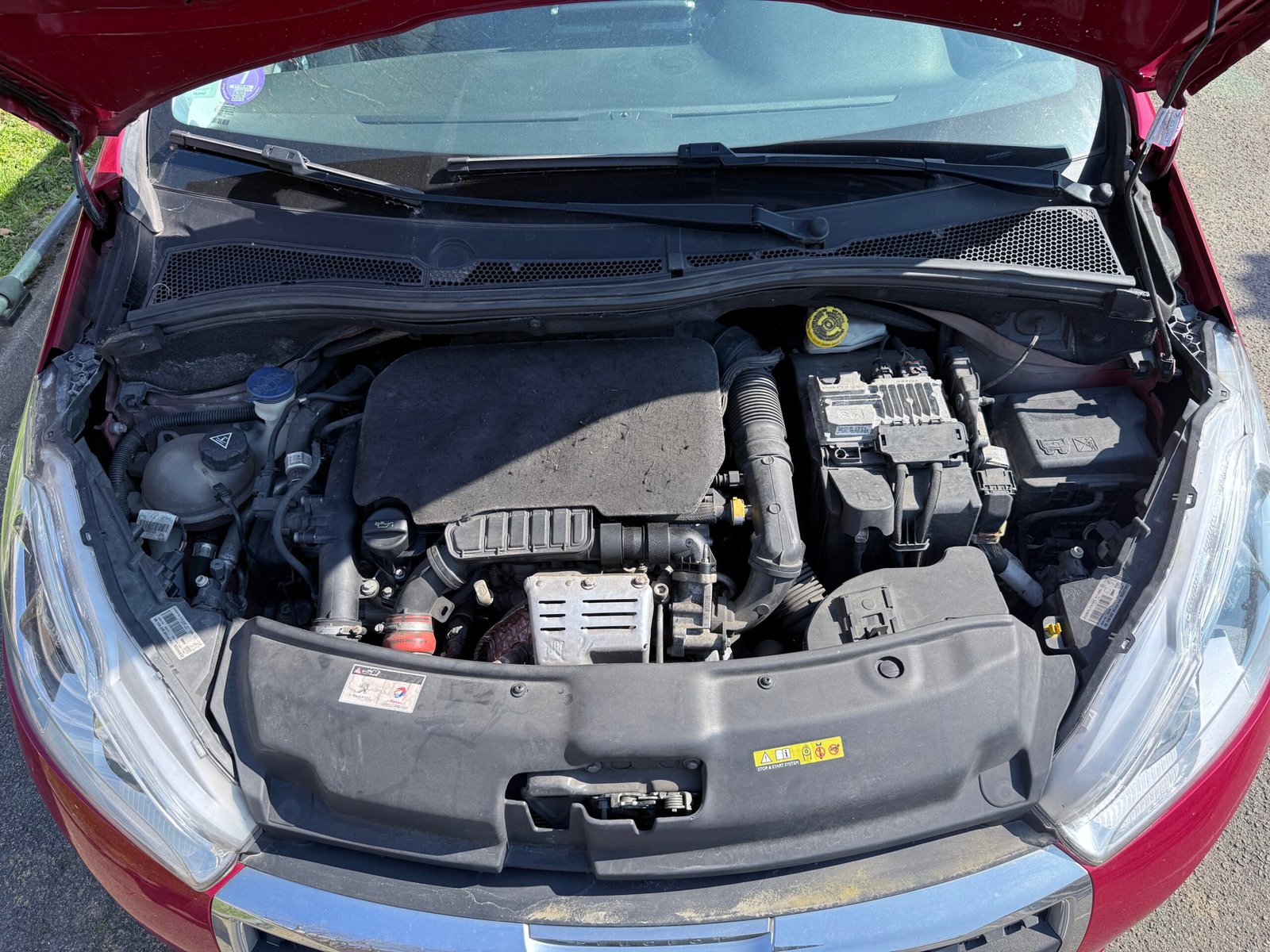 Peugeot 208 Féline 1.2 Essence 110 Automatique