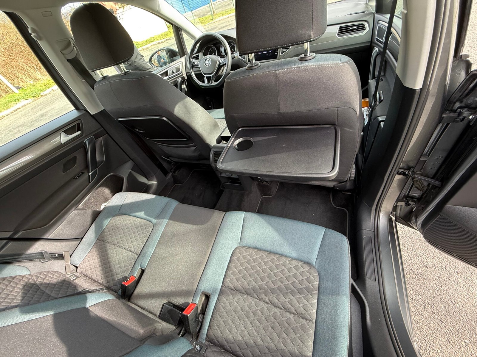 VOLKSWAGEN Golf VII Sportsvan Phase 2 1.0 TSI 115 ch « CONFORTLINE »