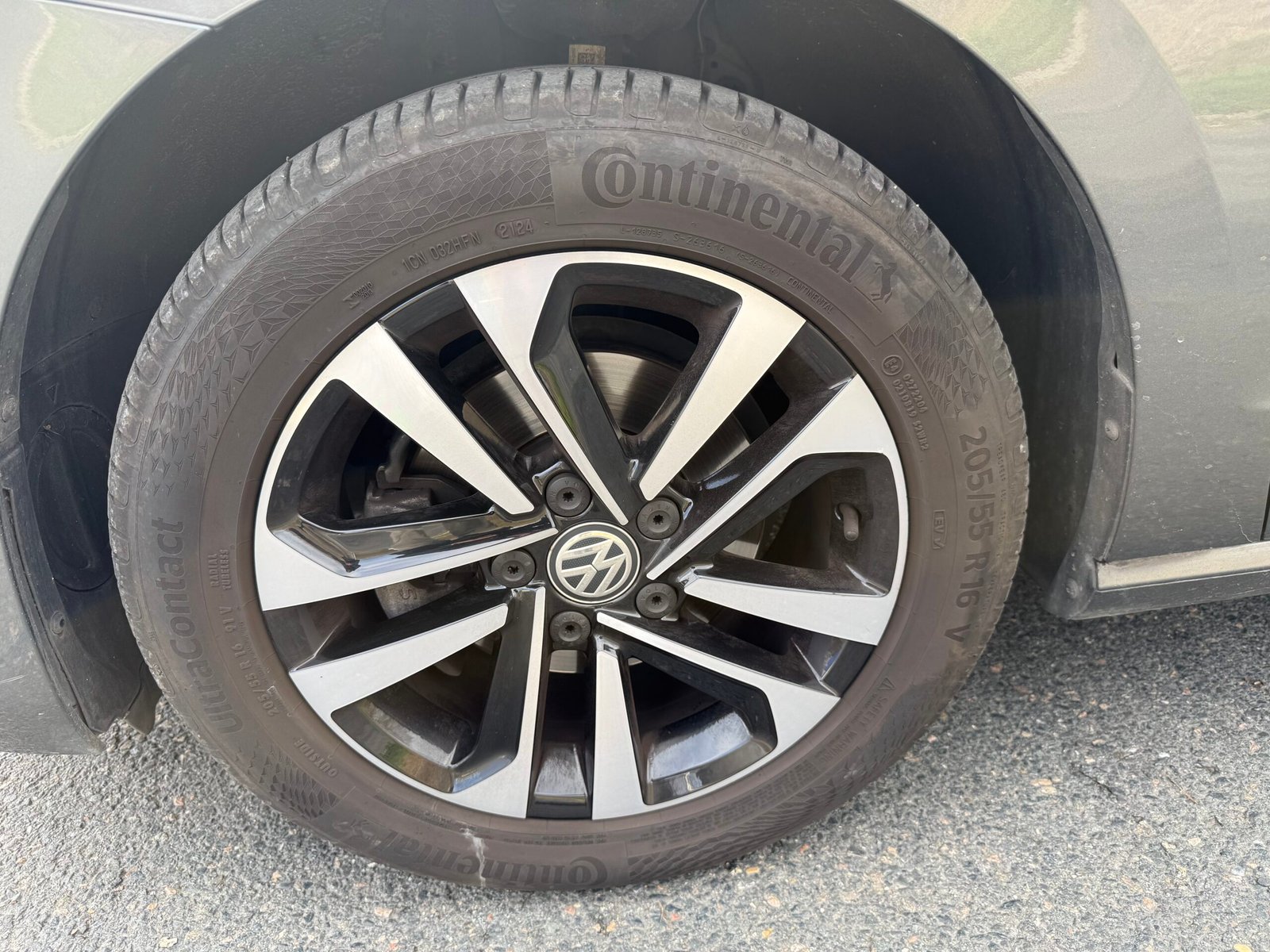 VOLKSWAGEN Golf VII Sportsvan Phase 2 1.0 TSI 115 ch « CONFORTLINE »