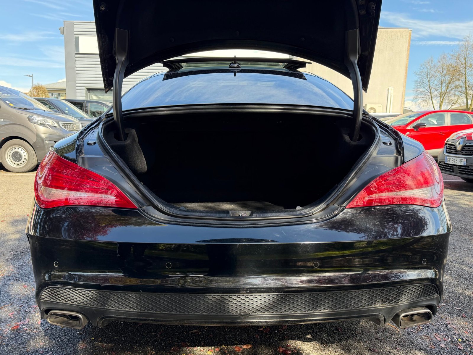 MERCEDES-BENZ Classe CLA Coupé 220 CDi 2.1 CDI 16V 7G-DCT 177 cv Boîte auto PACK-AMG