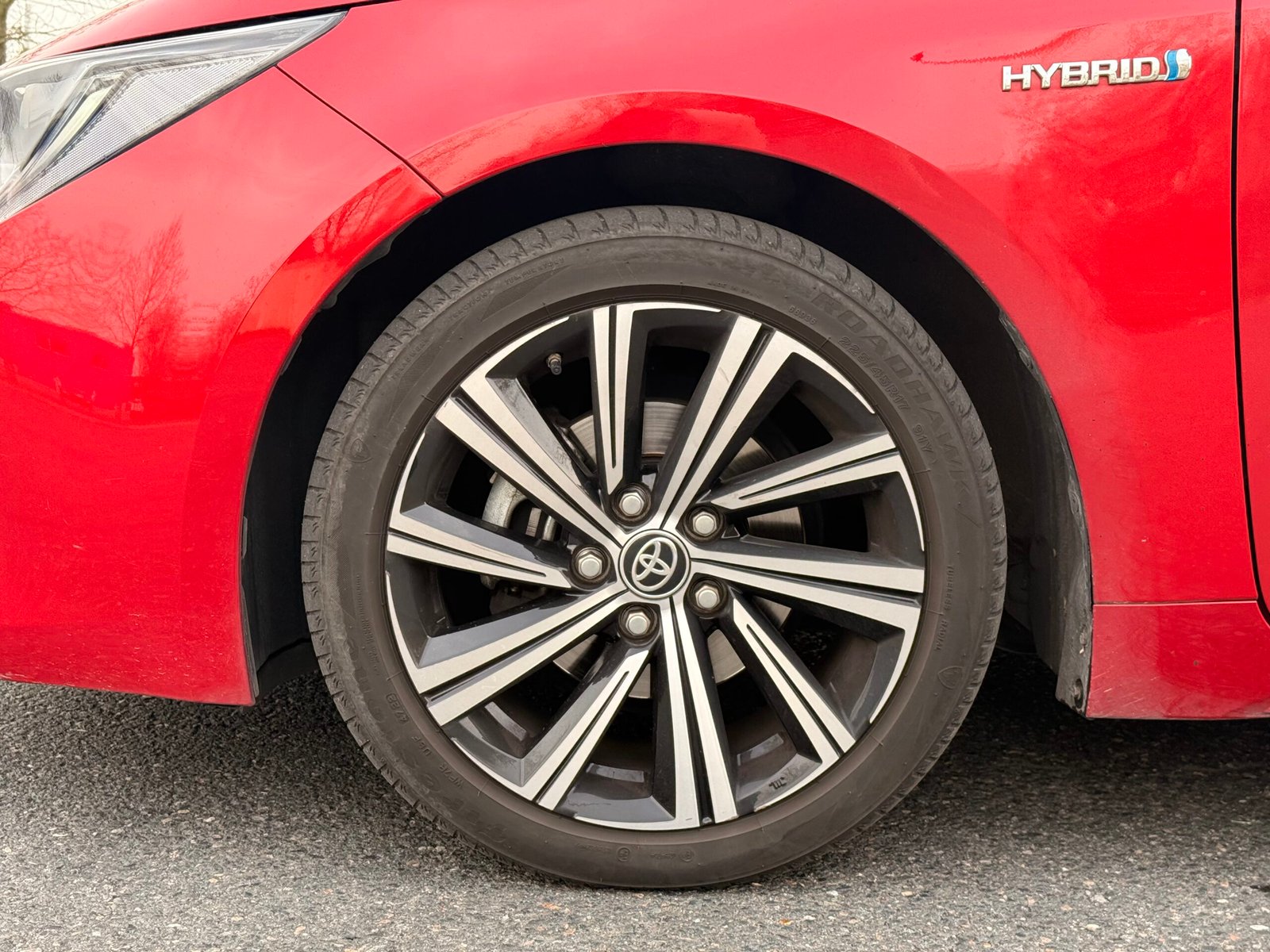 TOYOTA Corolla 1.8 VVT-i GPS 122ch CVT Boîte auto finition « Design »