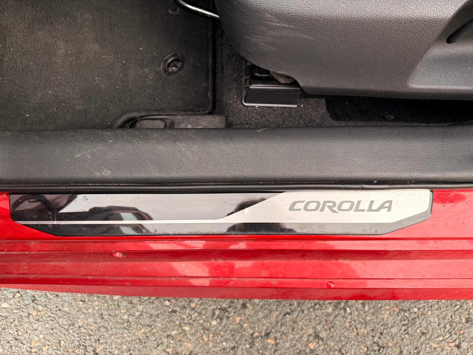 TOYOTA Corolla 1.8 VVT-i GPS 122ch CVT Boîte auto finition « Design »