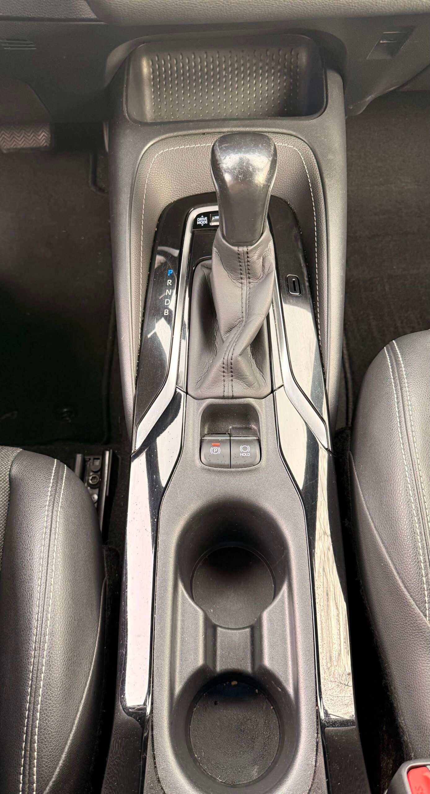 TOYOTA Corolla 1.8 VVT-i GPS 122ch CVT Boîte auto finition « Design »