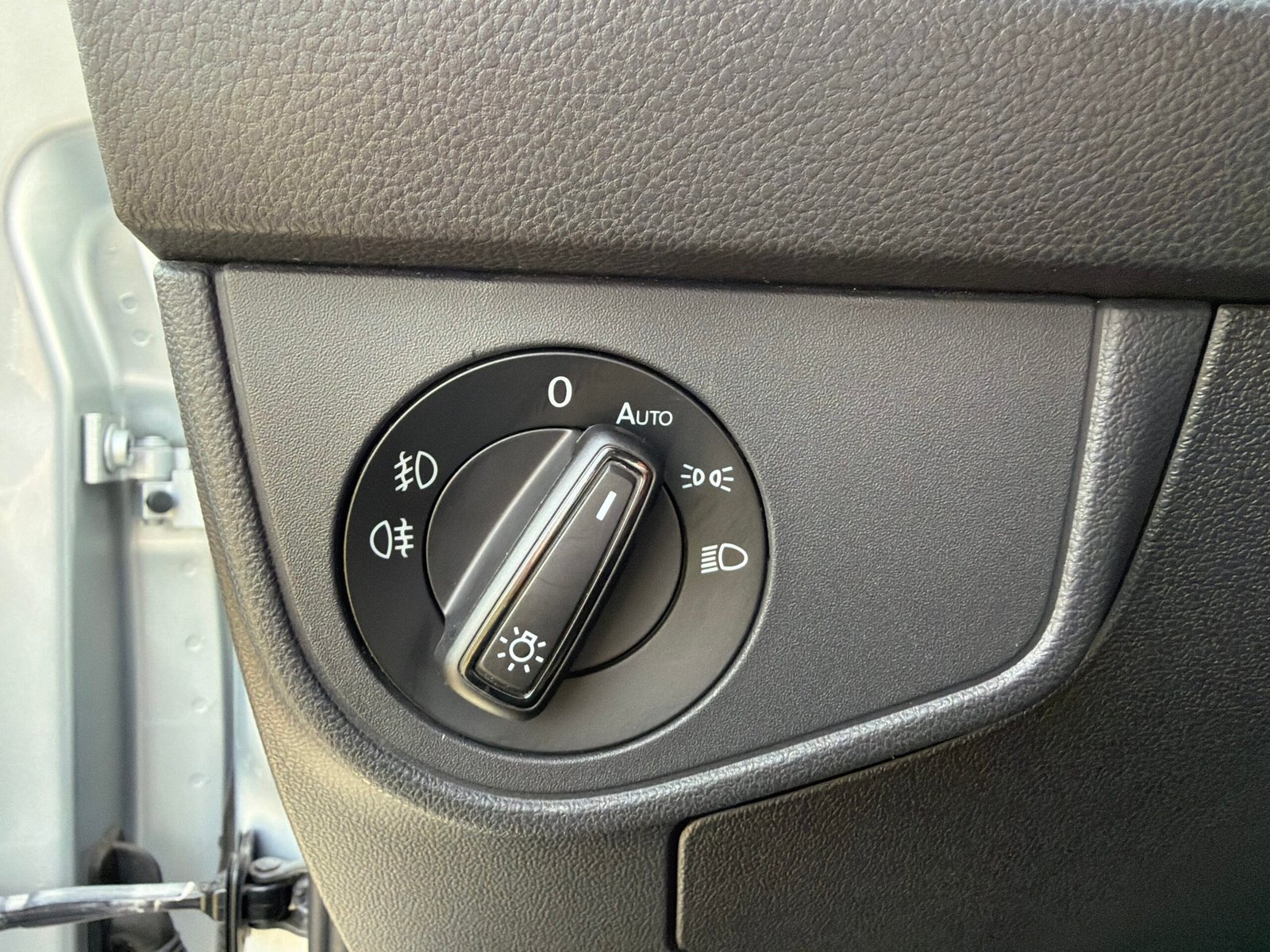 Volkswagen Polo VI 1.0 TSI 95cv DSG7 Carat Edition