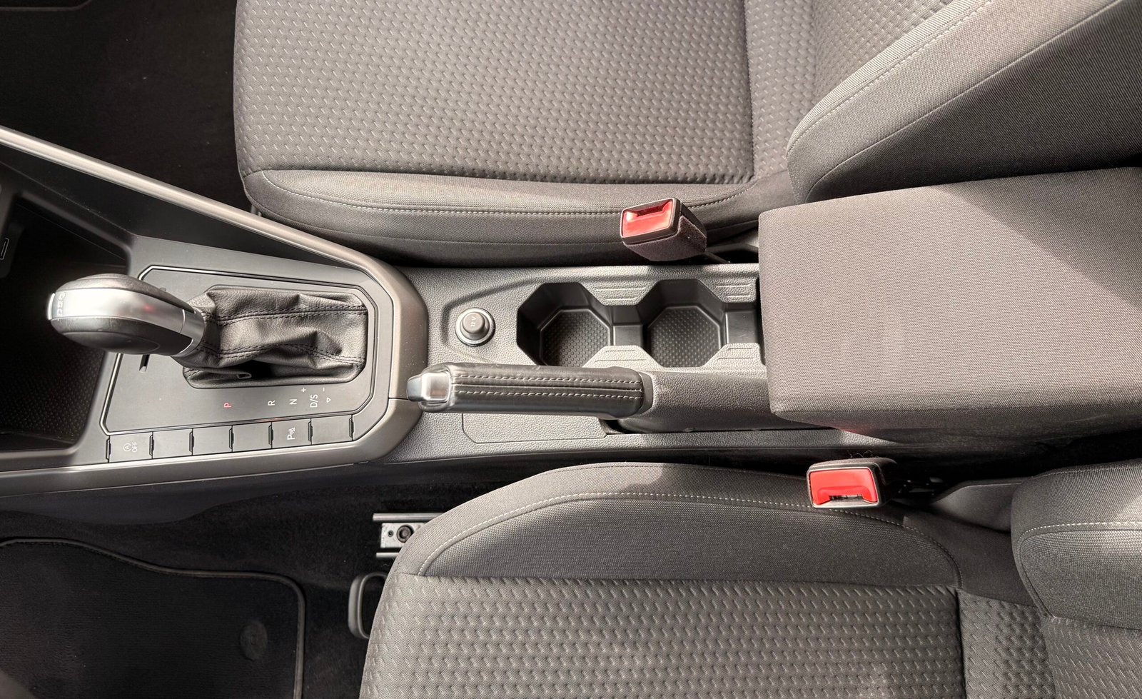 VOLKSWAGEN Polo VI 1.0 TSI DSG7 95 cv Boîte auto