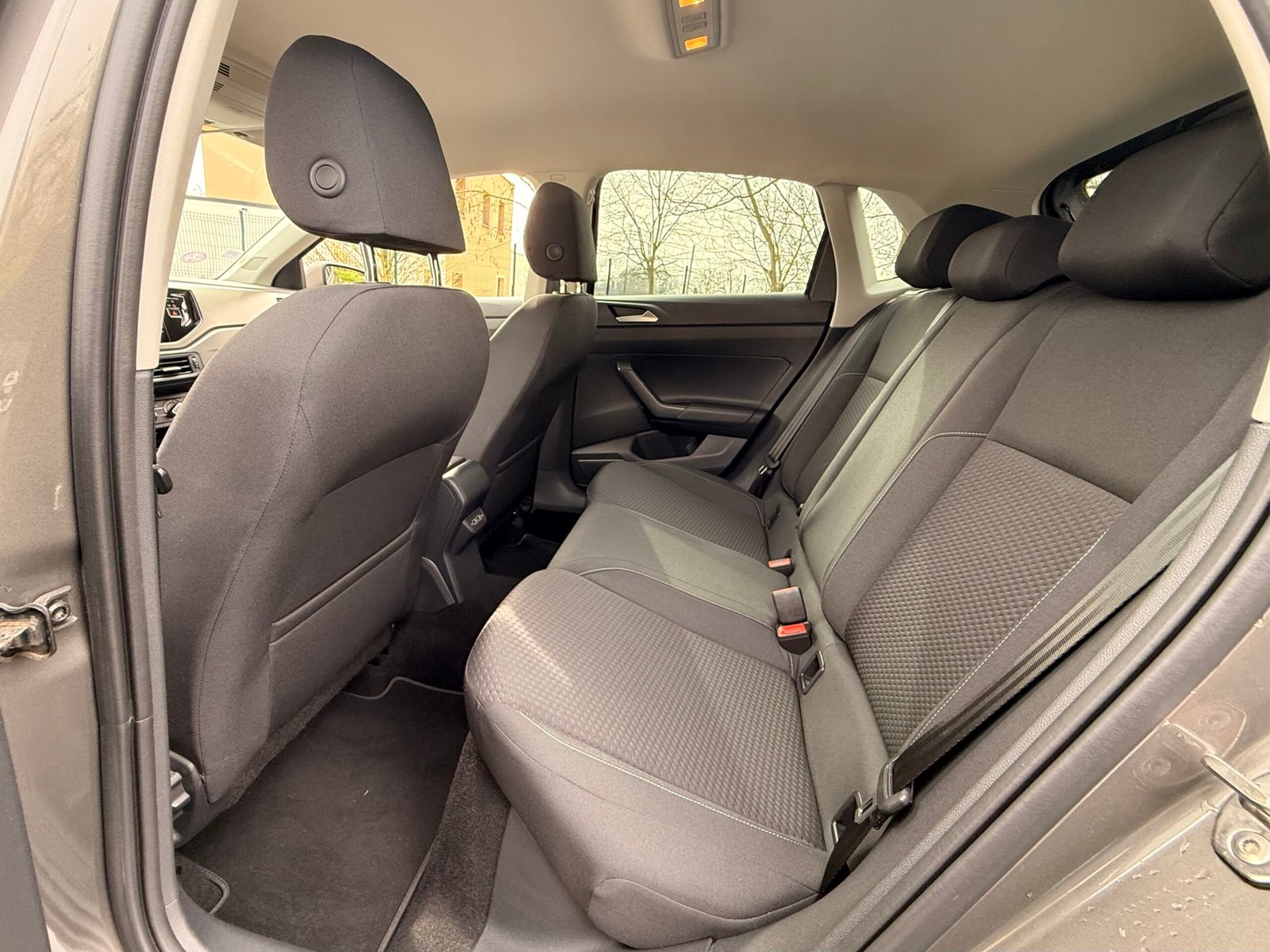 VOLKSWAGEN Polo VI 1.0 TSI DSG7 95 cv Boîte auto