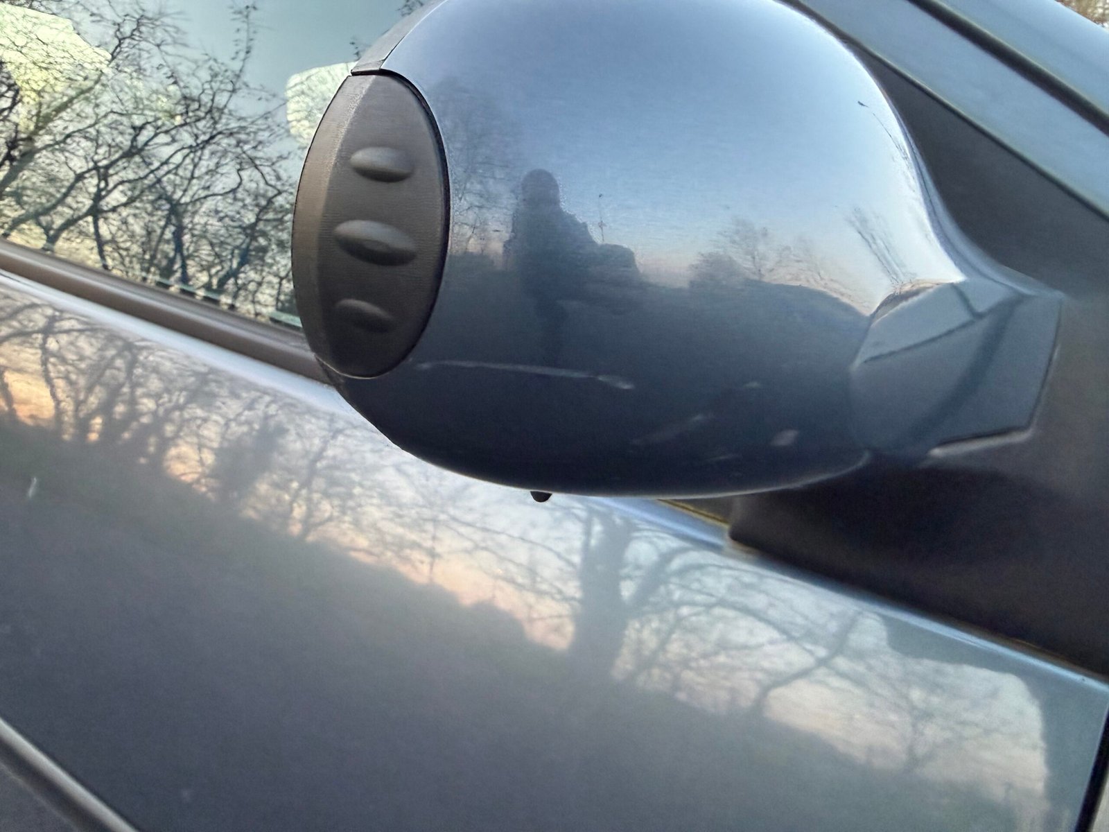 Renault Twingo II (X44) 1.2 i 16V Quickshift 75Ch Boîte Auto