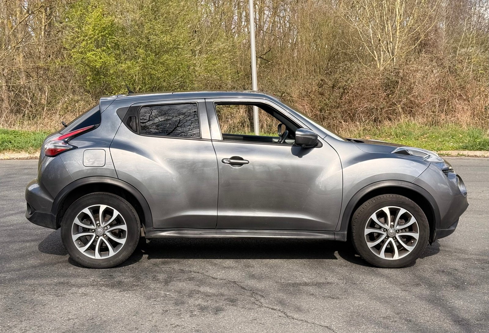 NISSAN Juke I Phase 3 1.6 i CVT 117 cv Boîte auto / finition TECHNA