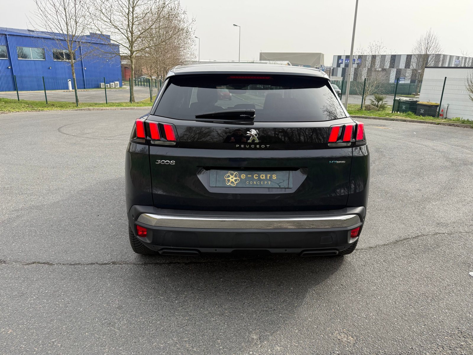 Peugeot 3008 II Phase 2 1.6 THP 225 Hybrid e-EAT 8 finition « Allure pack »