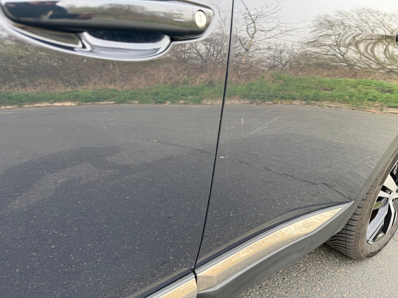 Peugeot 3008 II Phase 2 1.6 THP 225 Hybrid e-EAT 8 finition « Allure pack »