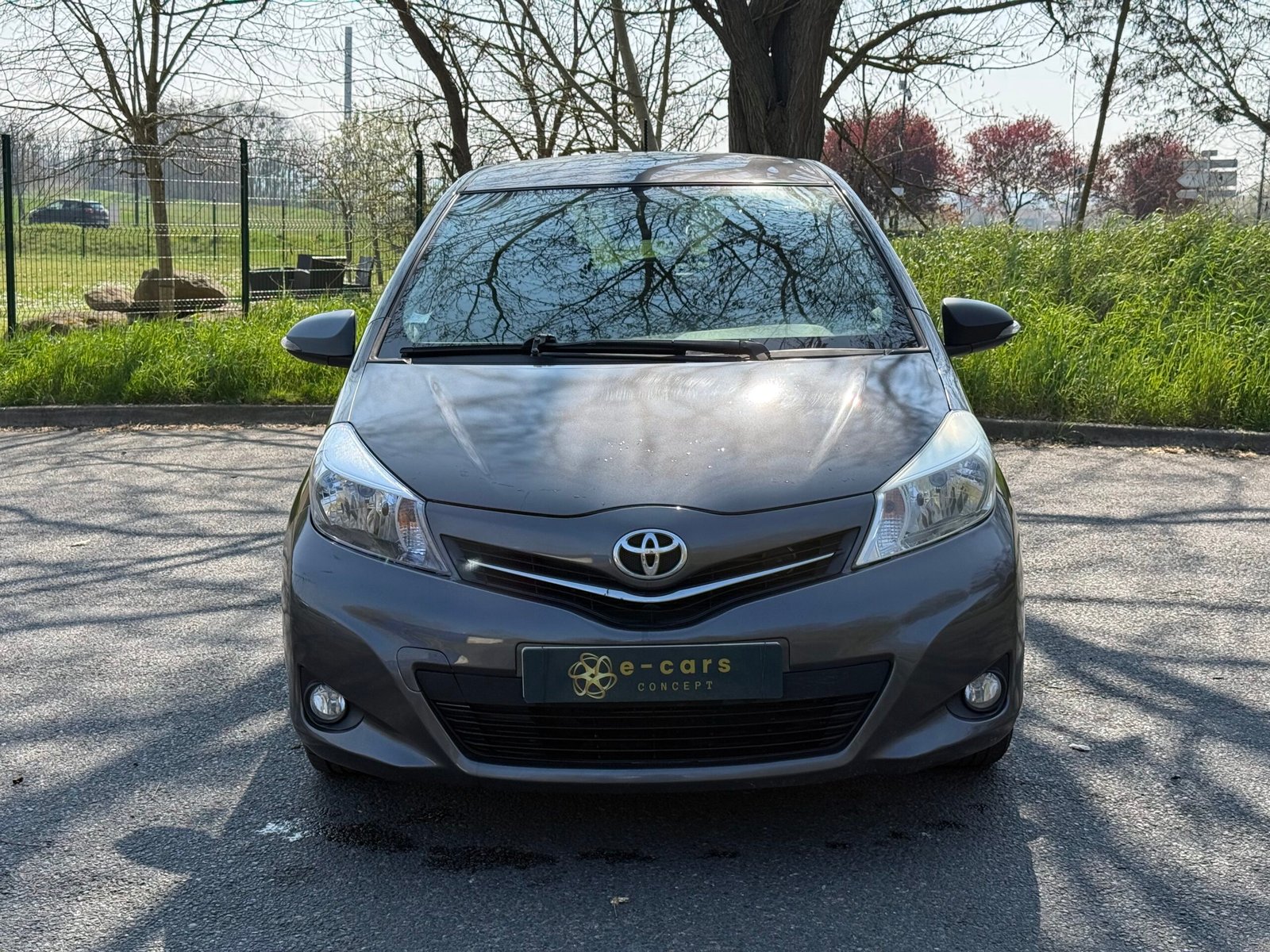 TOYOTA Yaris (3) 1.0 VVT-i 69Ch « finition tendance »