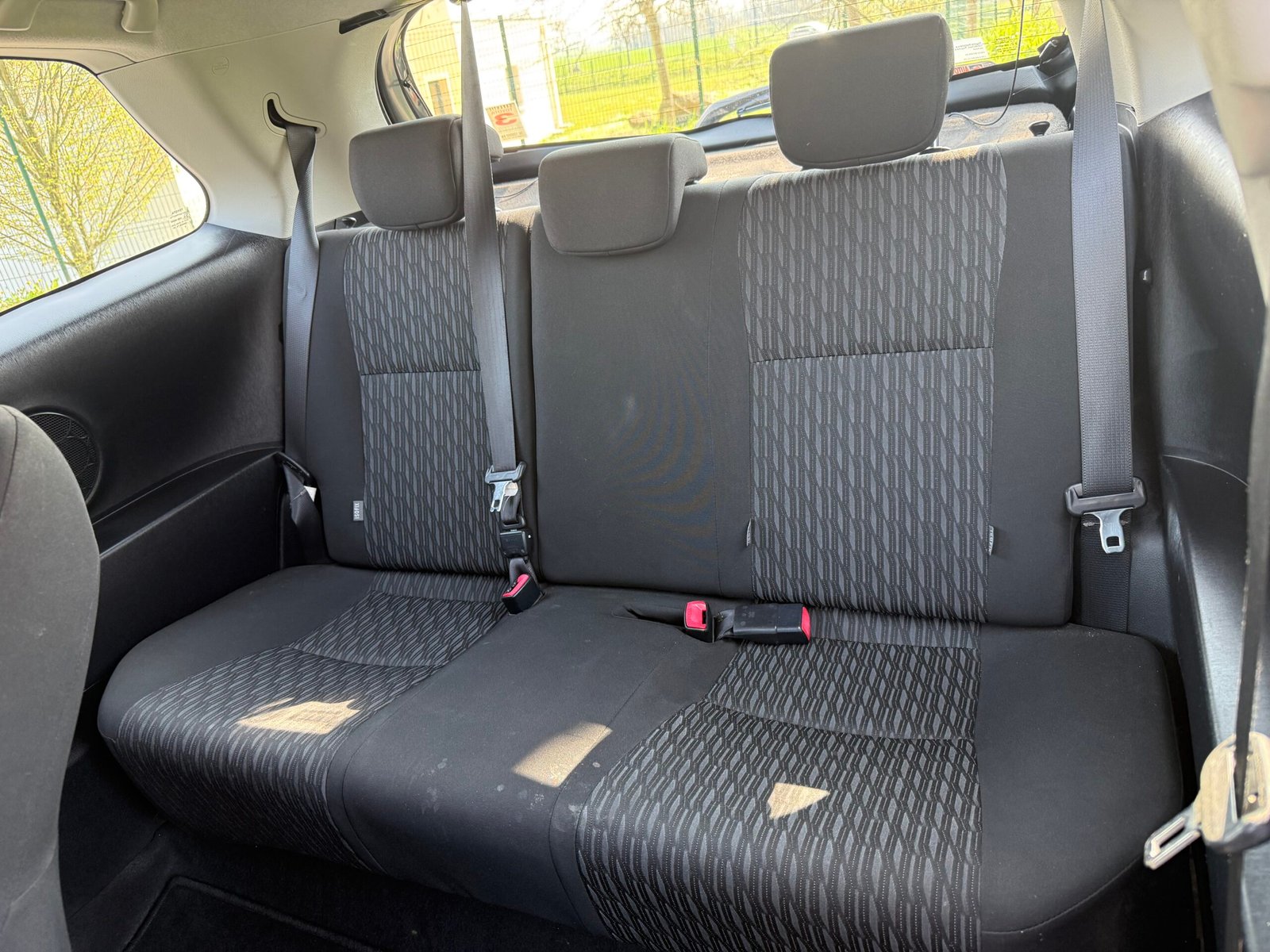 TOYOTA Yaris (3) 1.0 VVT-i 69Ch « finition tendance »