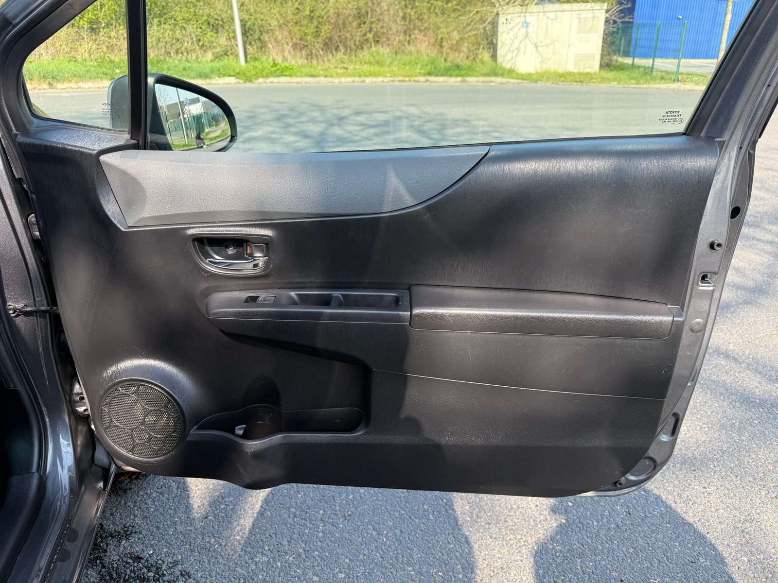 TOYOTA Yaris (3) 1.0 VVT-i 69Ch « finition tendance »