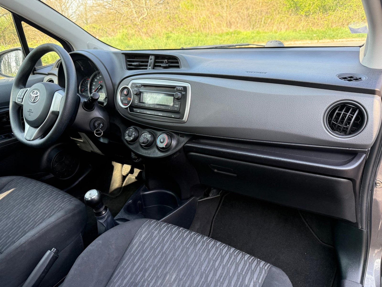 TOYOTA Yaris (3) 1.0 VVT-i 69Ch « finition tendance »