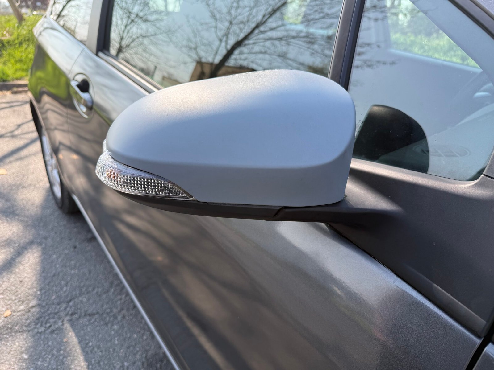 TOYOTA Yaris (3) 1.0 VVT-i 69Ch « finition tendance »