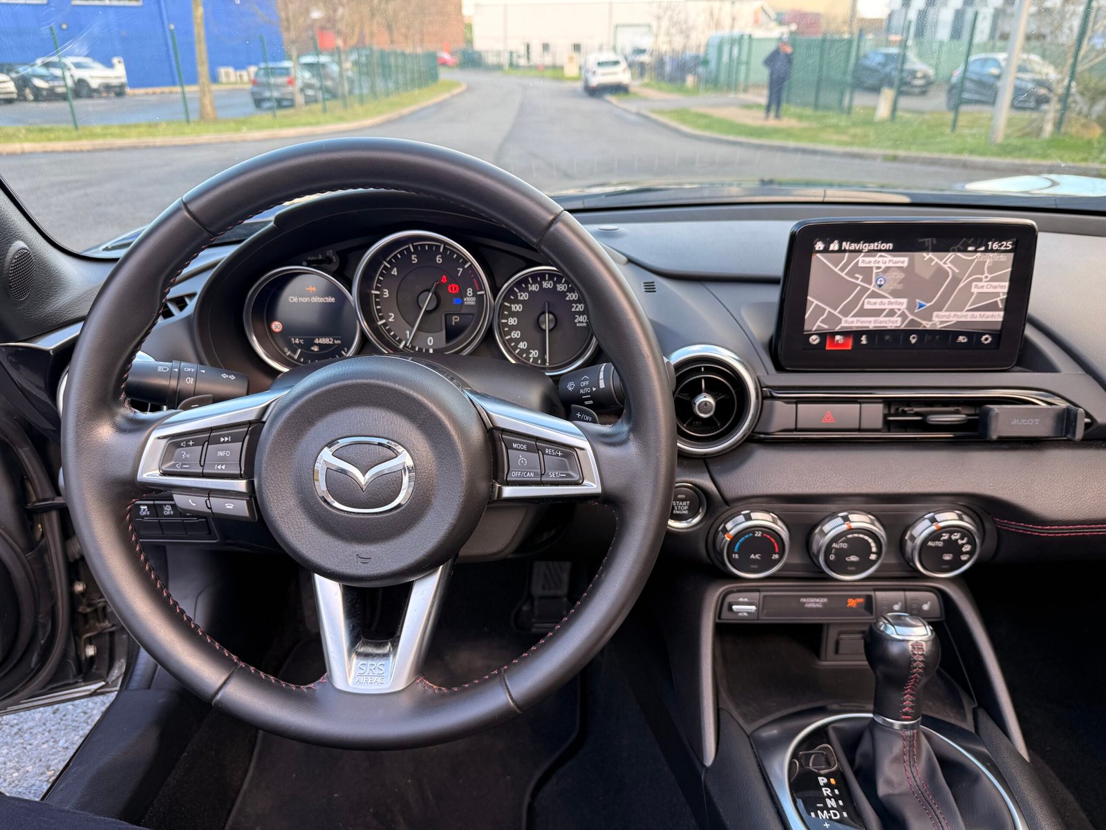 MAZDA MX5 IV (ND) RF Skyactiv-G 2.0 i 184 cv Boîte auto / finition « SELECTION »