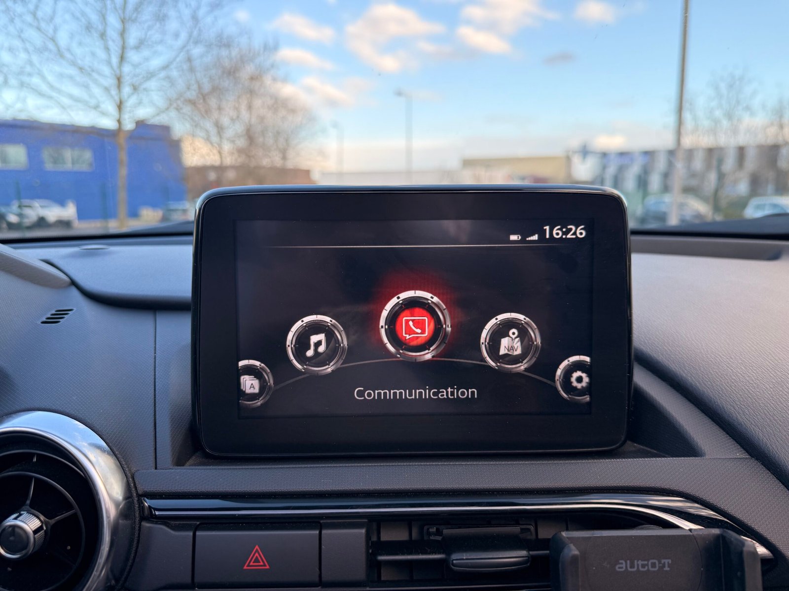 MAZDA MX5 IV (ND) RF Skyactiv-G 2.0 i 184 cv Boîte auto / finition « SELECTION »