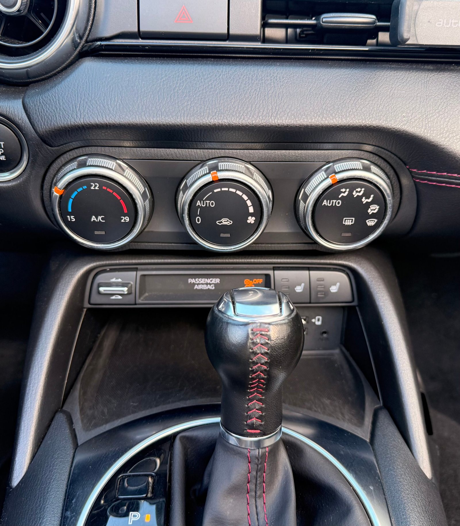 MAZDA MX5 IV (ND) RF Skyactiv-G 2.0 i 184 cv Boîte auto / finition « SELECTION »